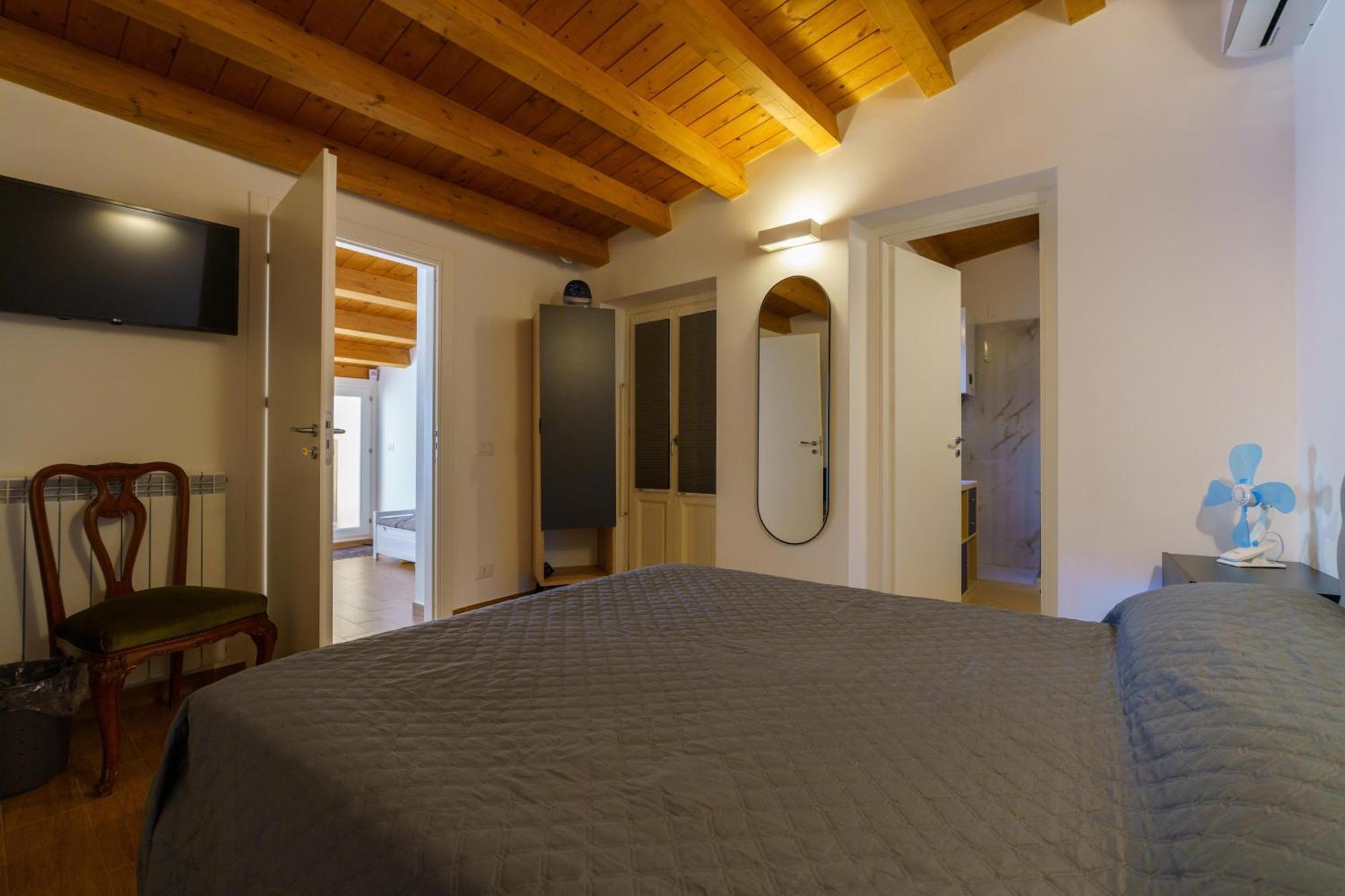 Maquedino & Terrace - Cozy Loft Guest house