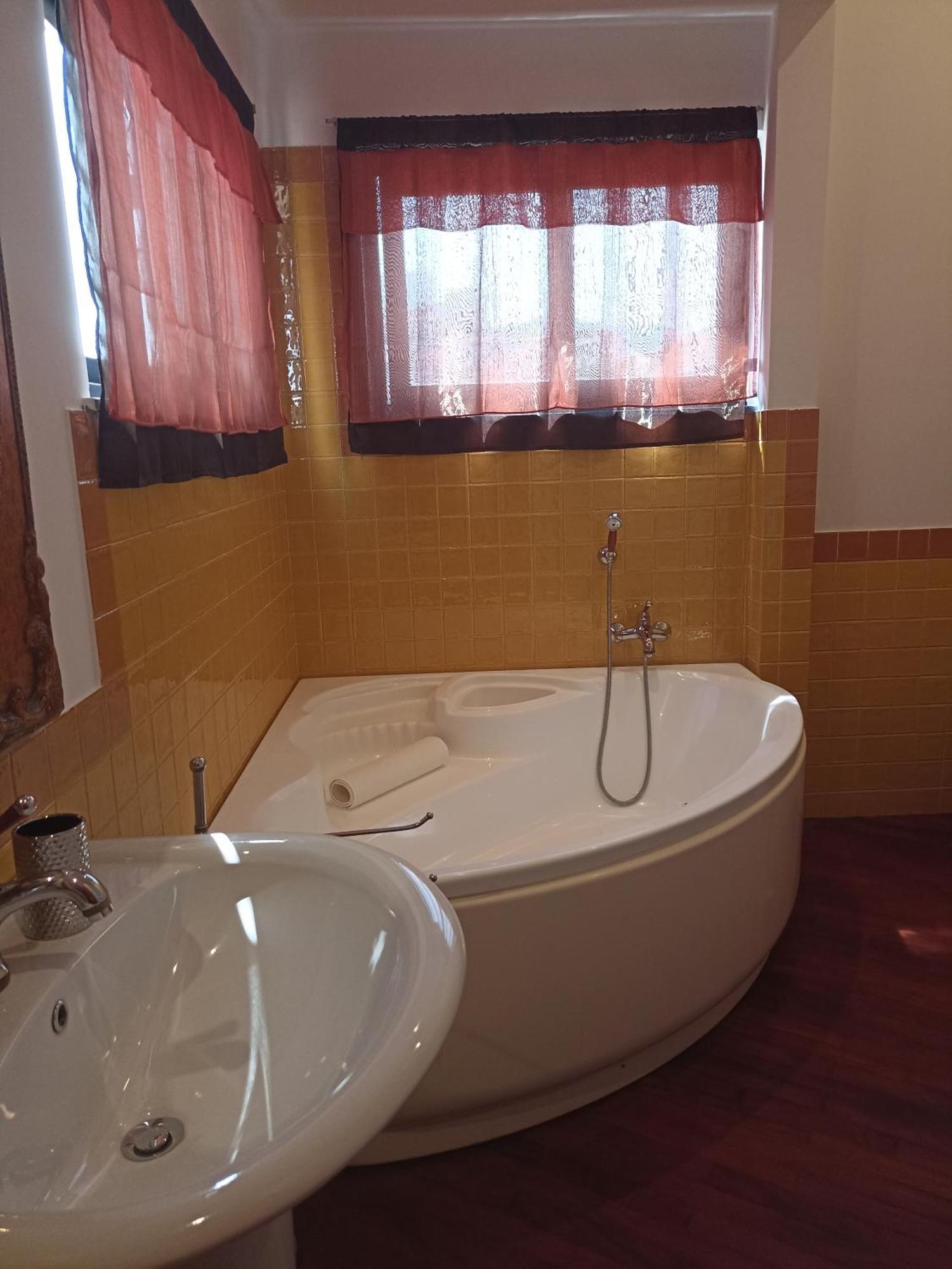 A&c Gold Diamond Apartment *