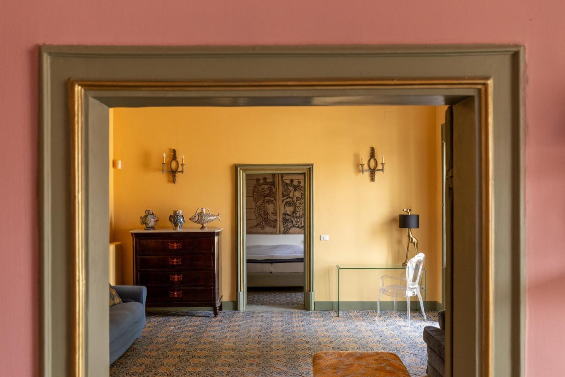 Apartment Ajutamicristo Domus By Domusicily *