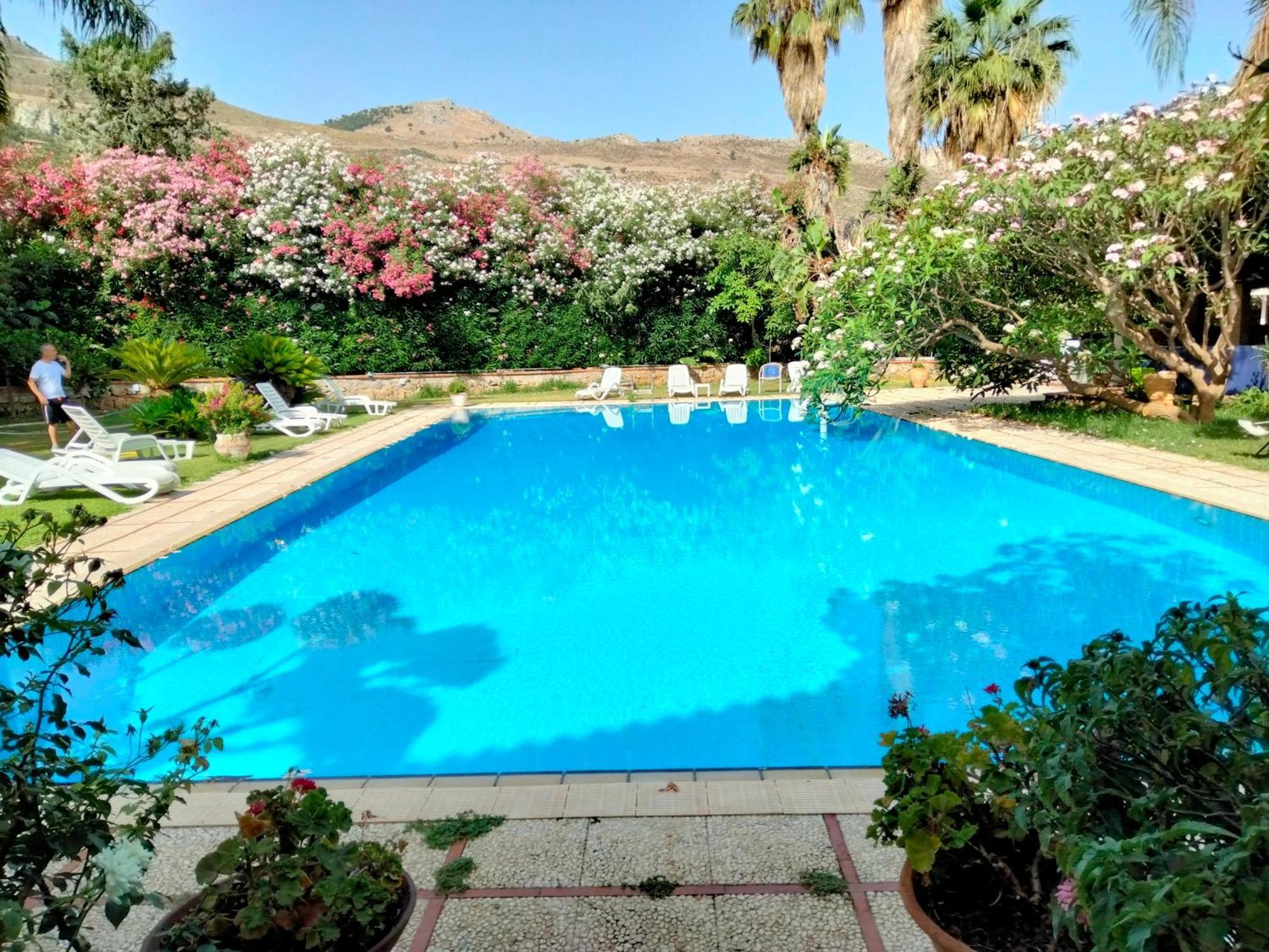 Megna - Paradise Palermo