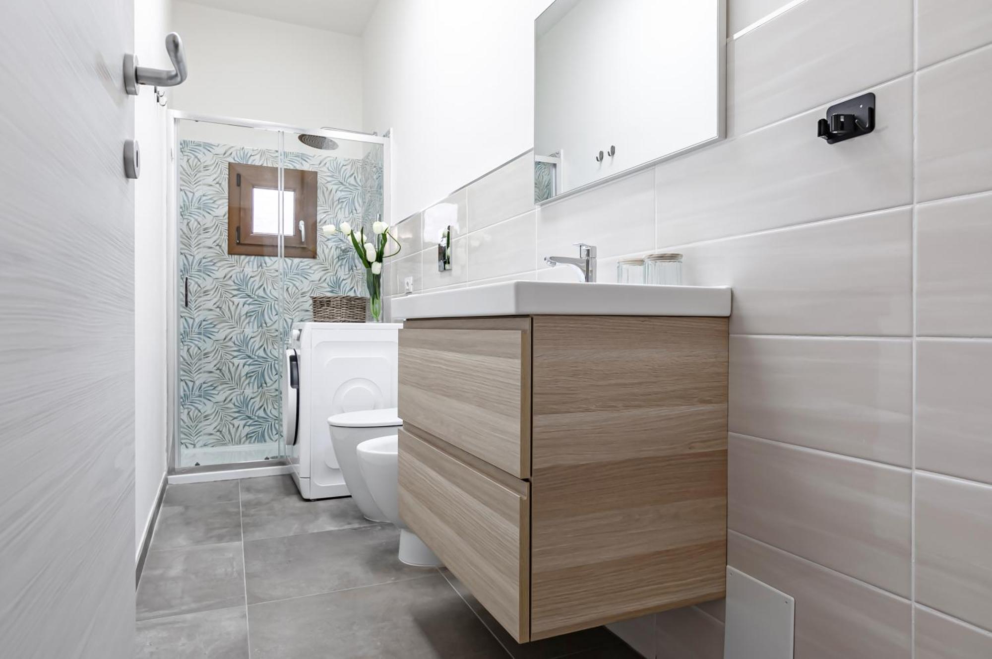 Palazzo Dei Normanni & Ballaro Roomy Modern X9 *