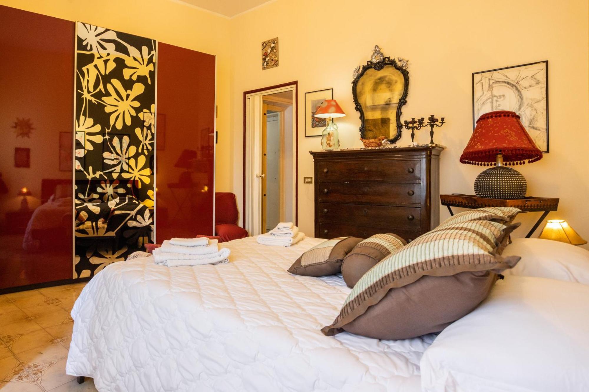 Hola Cathedral House Porta Di Castro Apartment *
