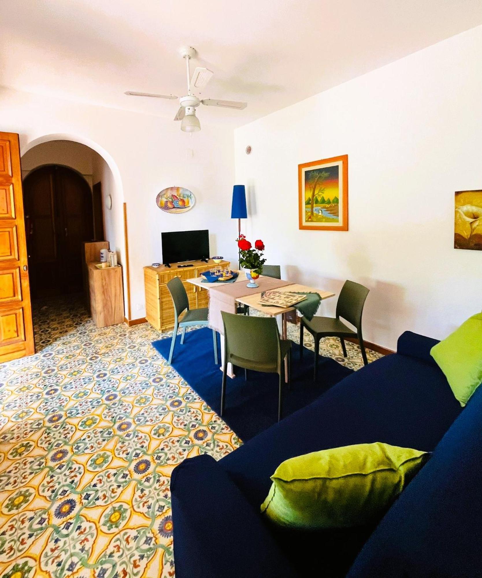 Holiday home Casa A Mare La Stalletta Palermo