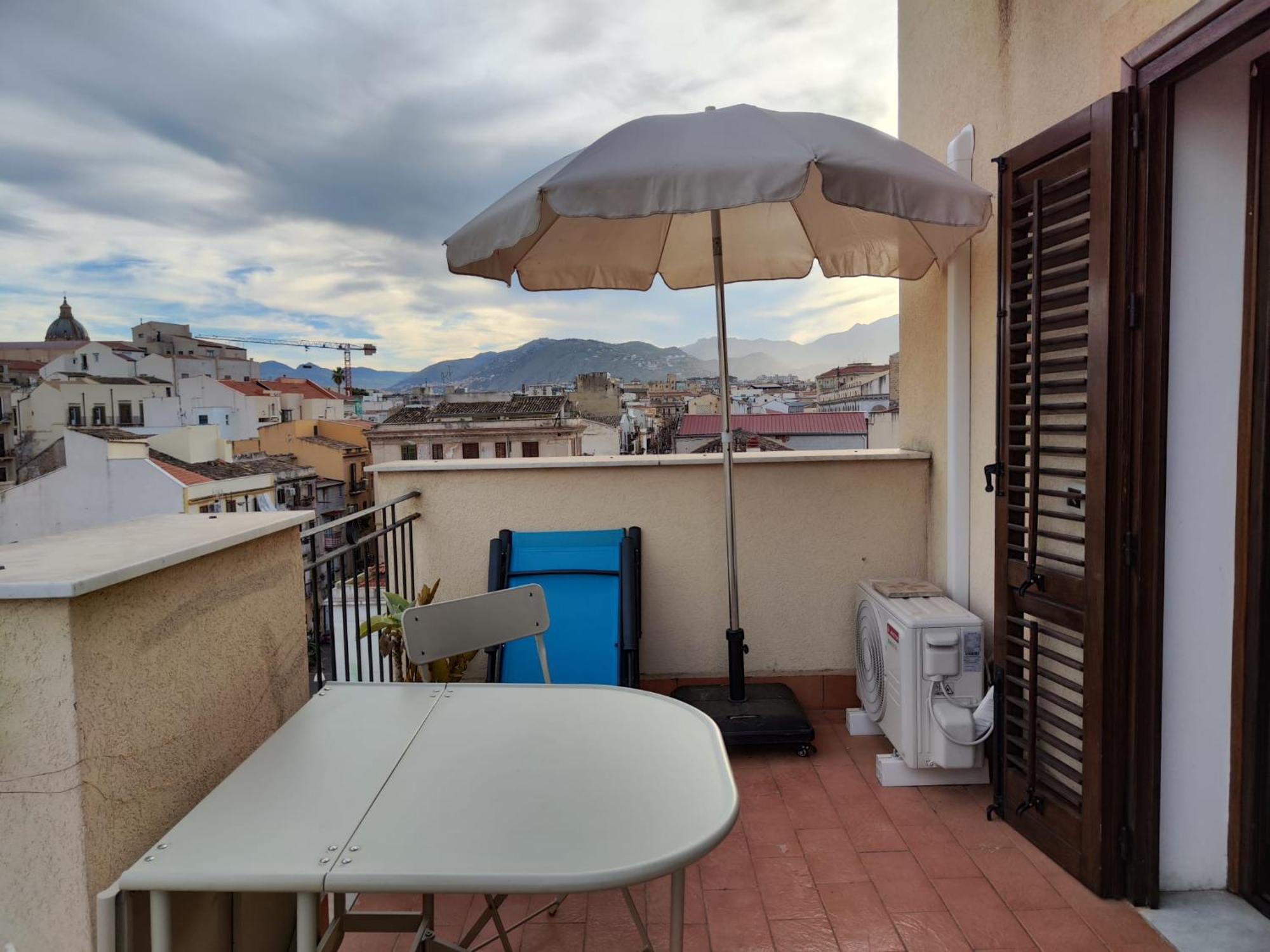 Sant'onofrio Apartment