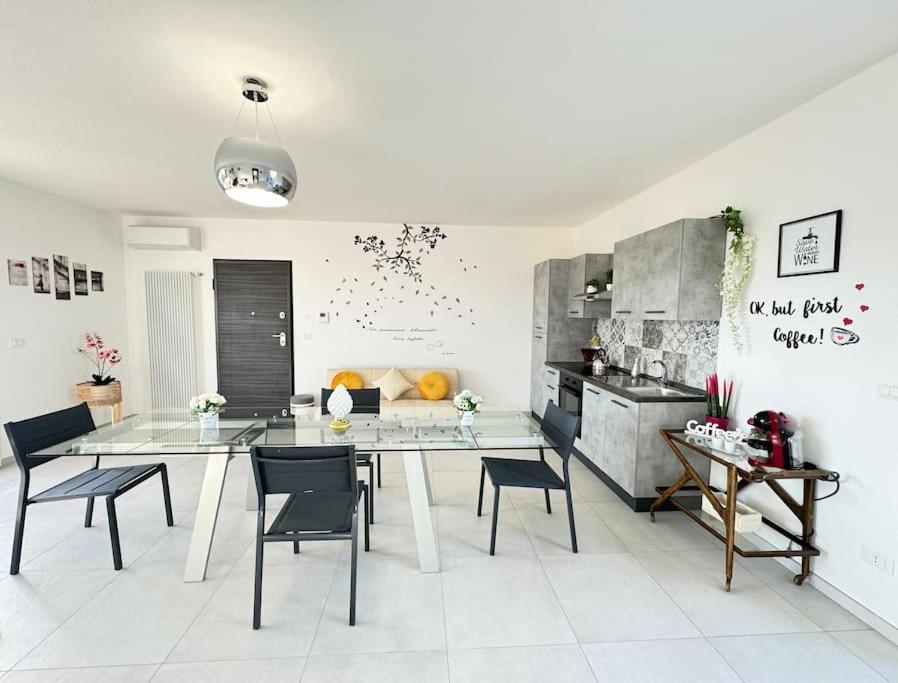 Appartamento Attico Magnificent Wi-fi/free Parking *