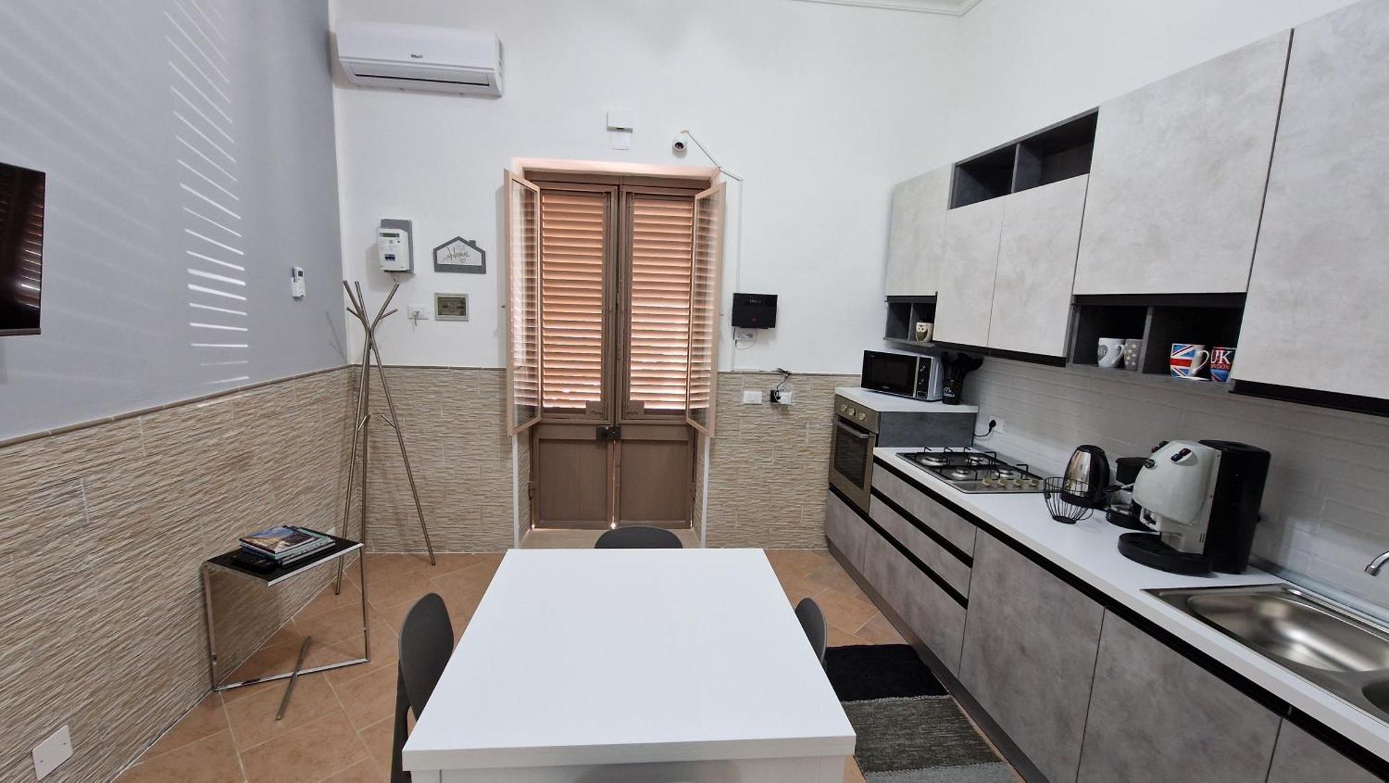 The Brothers House Zisa Apartment