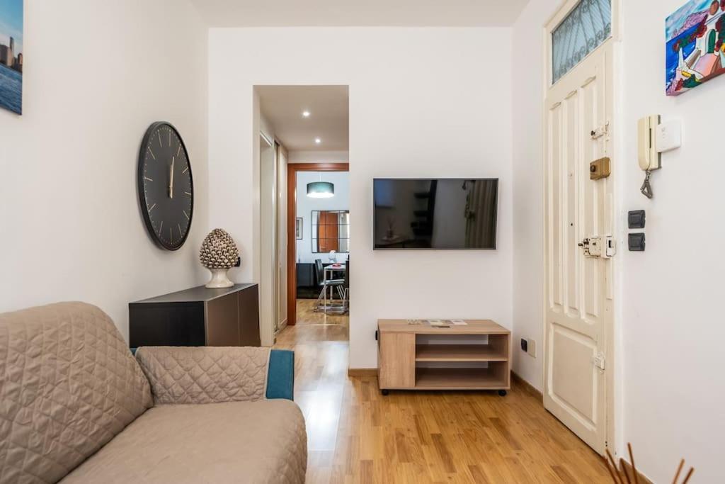 Morohouse 50mt From Teatro Massimo Apartment