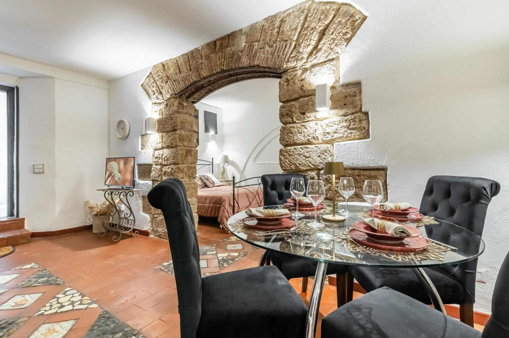 Apartment Ballaro's Arches - Cortile Scimeca Palermo