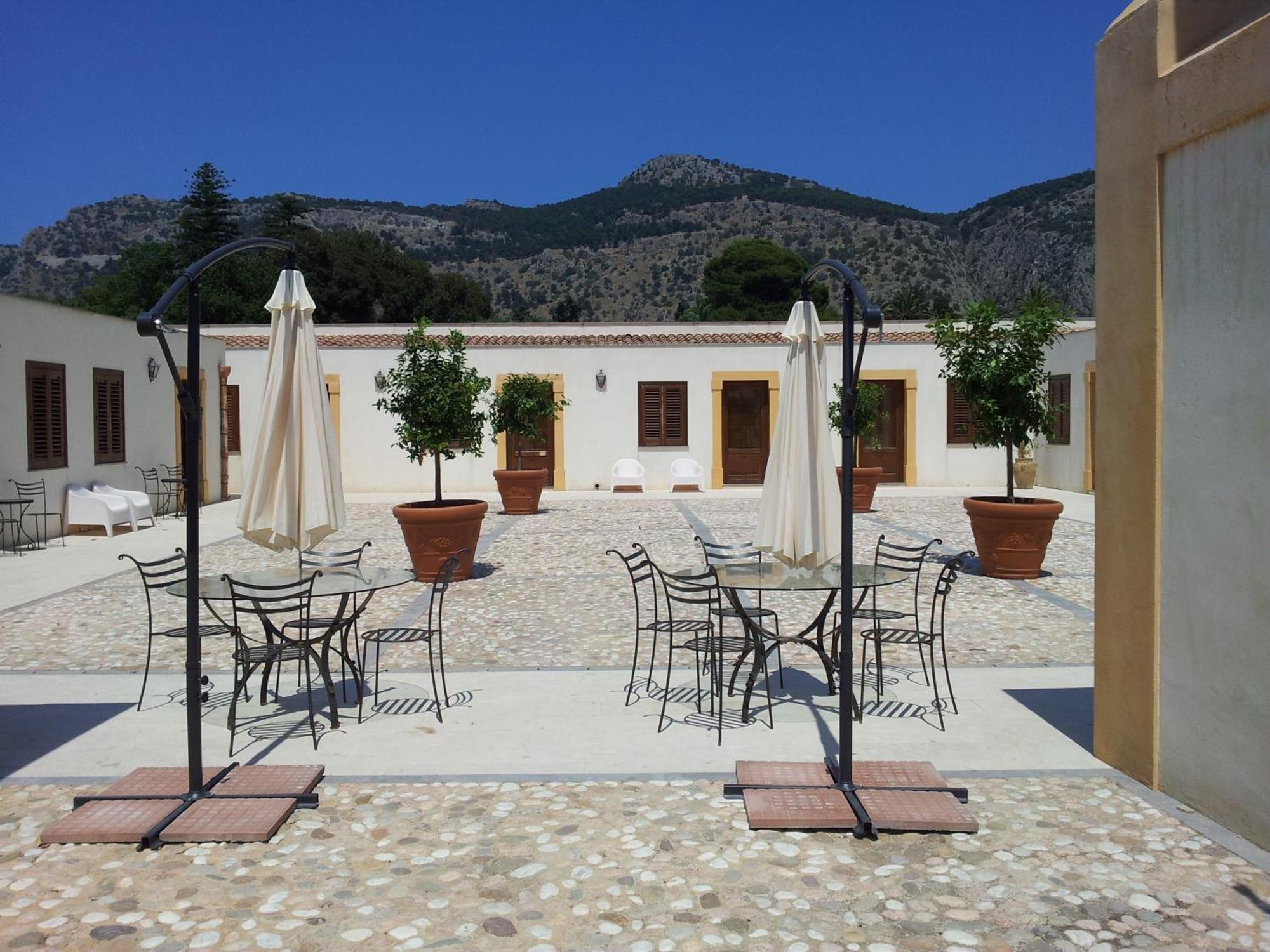 Aparthotel Lampedusa 3*