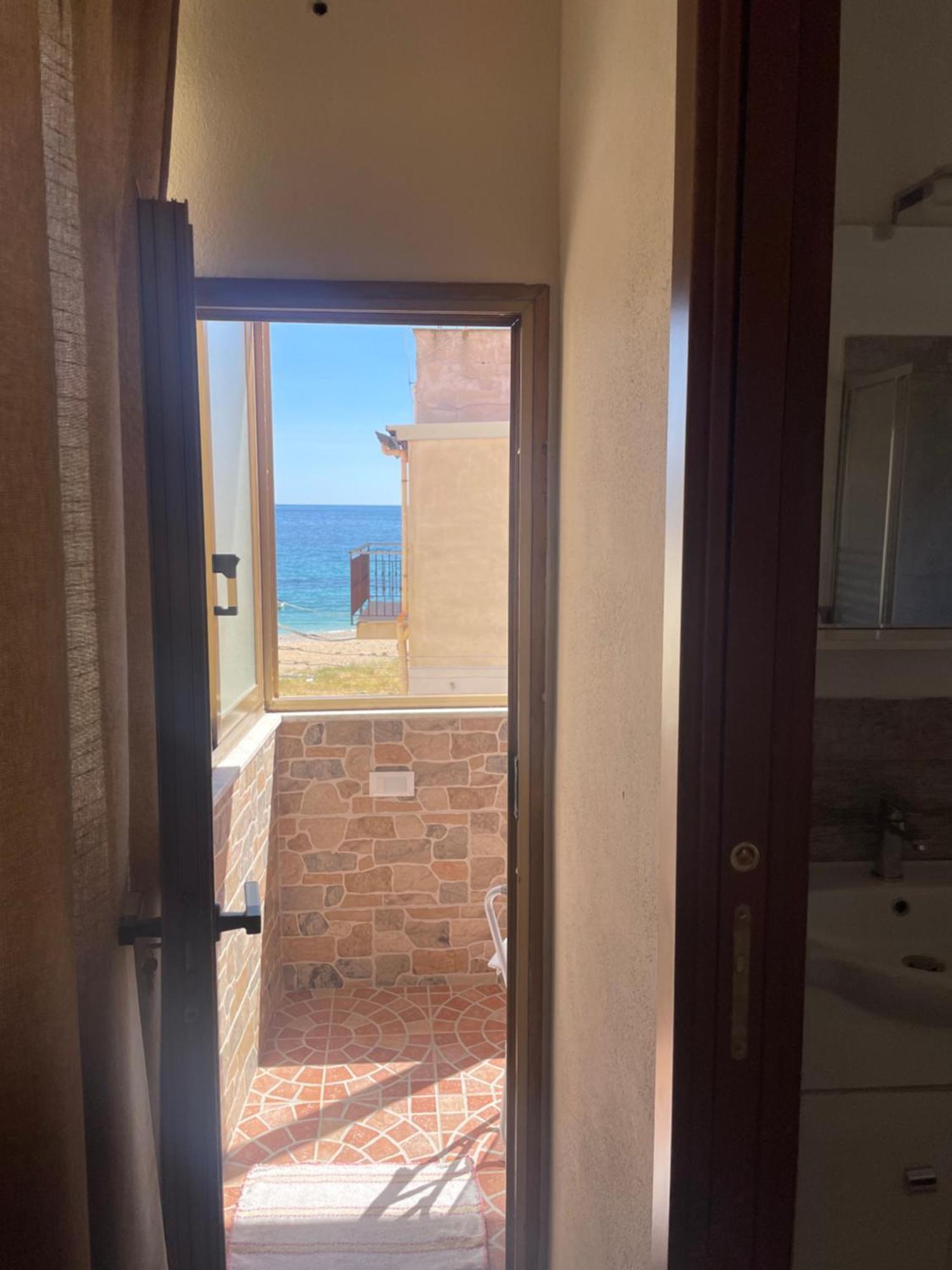 Fronte Mare Arenella Palermo