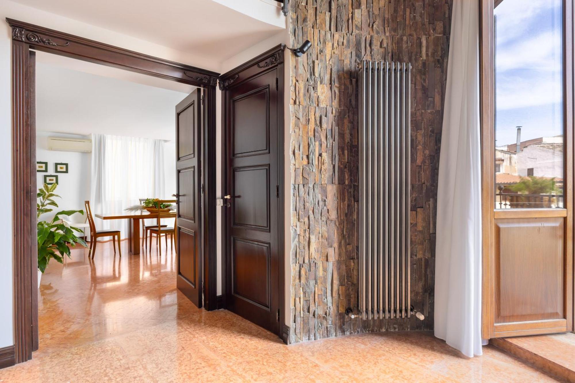 Apartment Behind The Cathedral