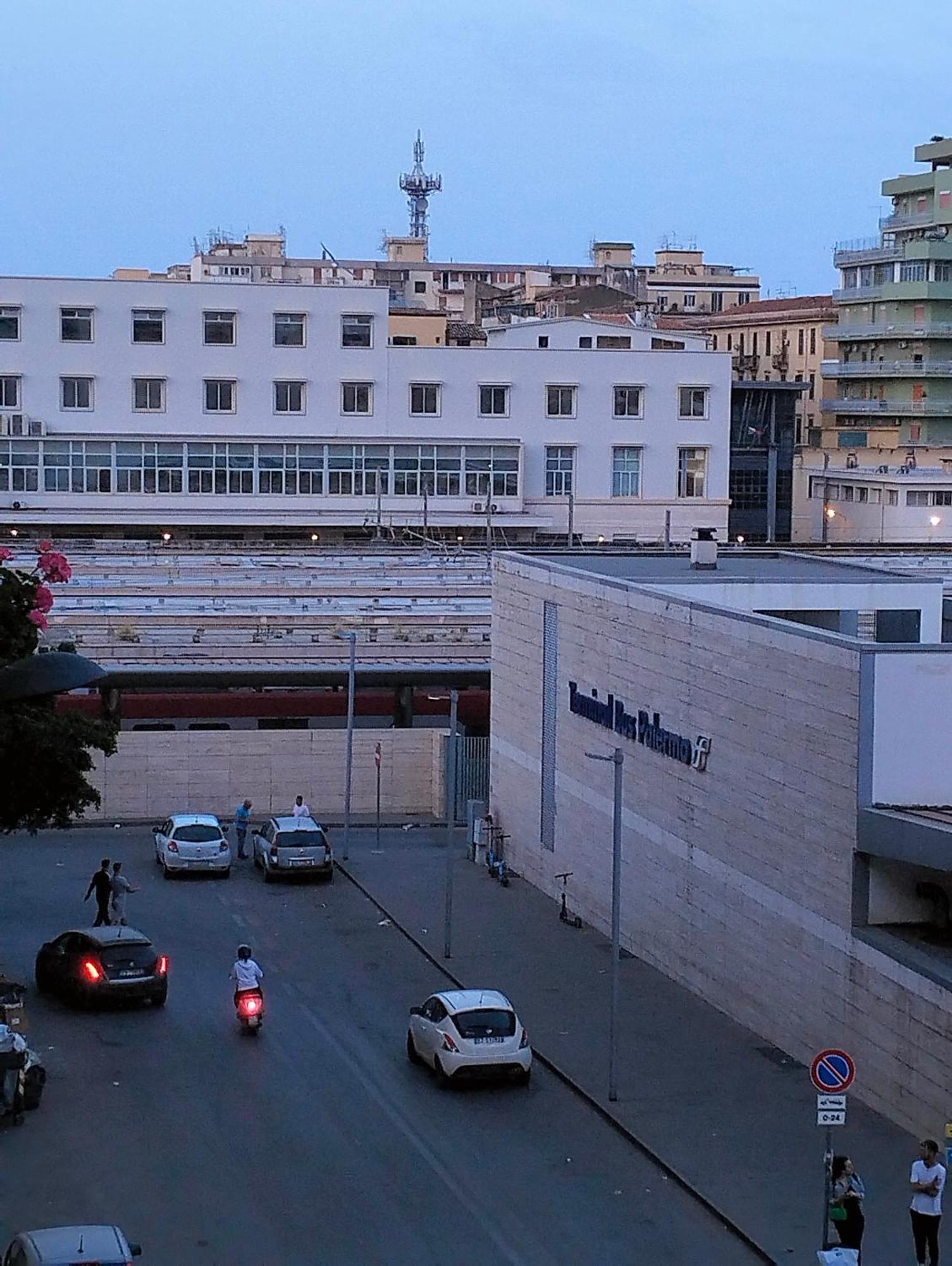 Stazione Di Affitti Apartment *