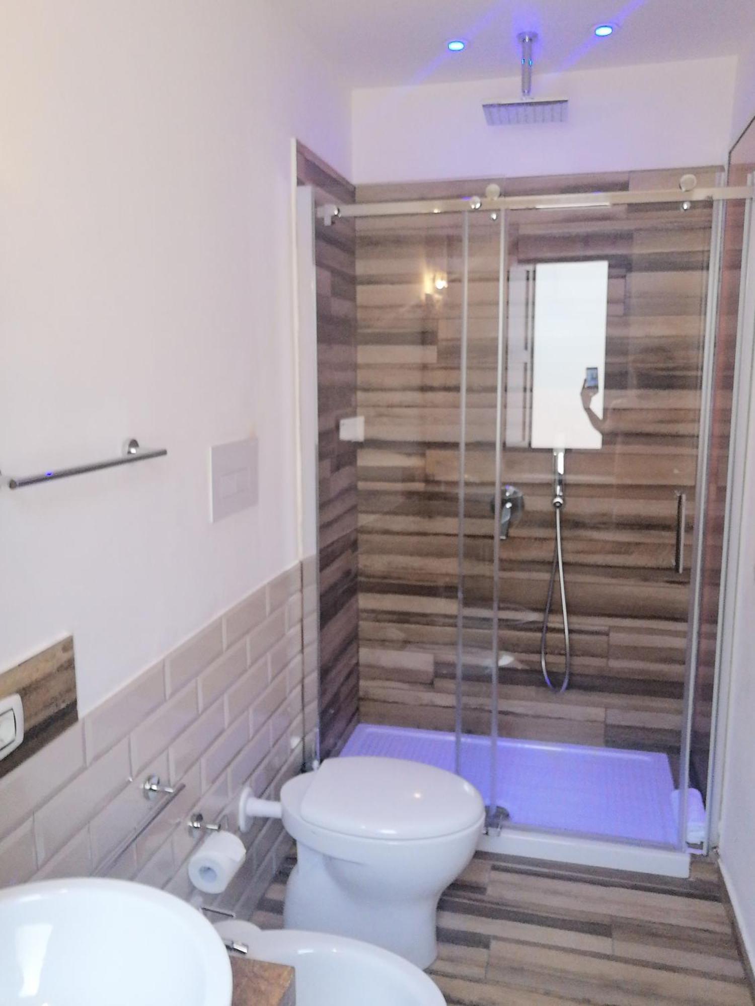 Guest house Casa Busari 2*