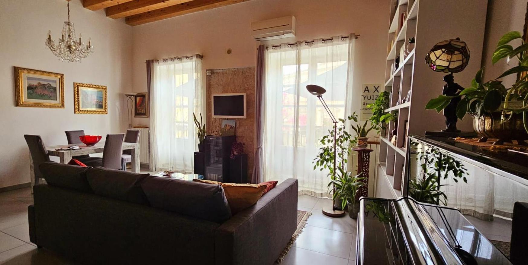 Casa Rivoluzione * Palermo