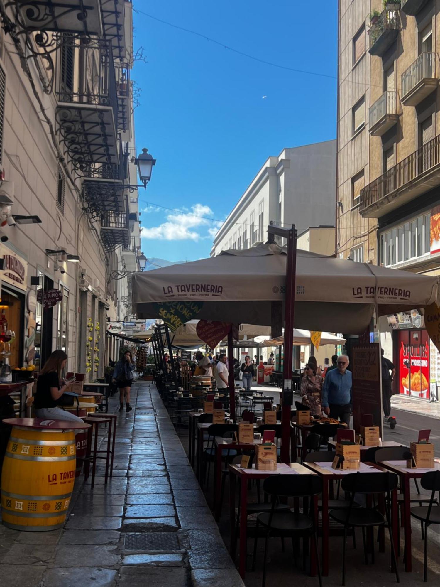 Maqueda Vibes * Palermo