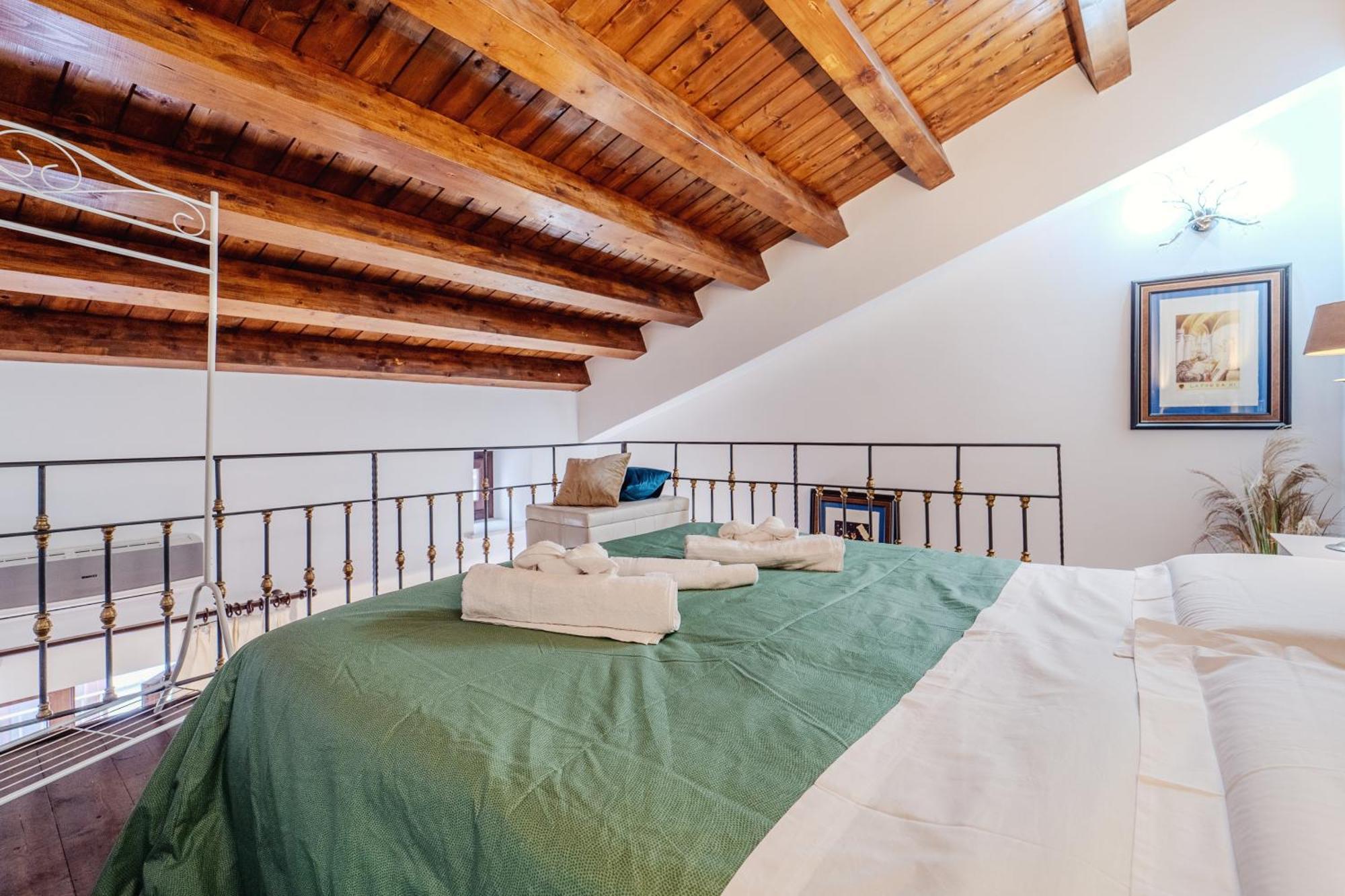 Apartment Dimora Degli Scalzi Palermo