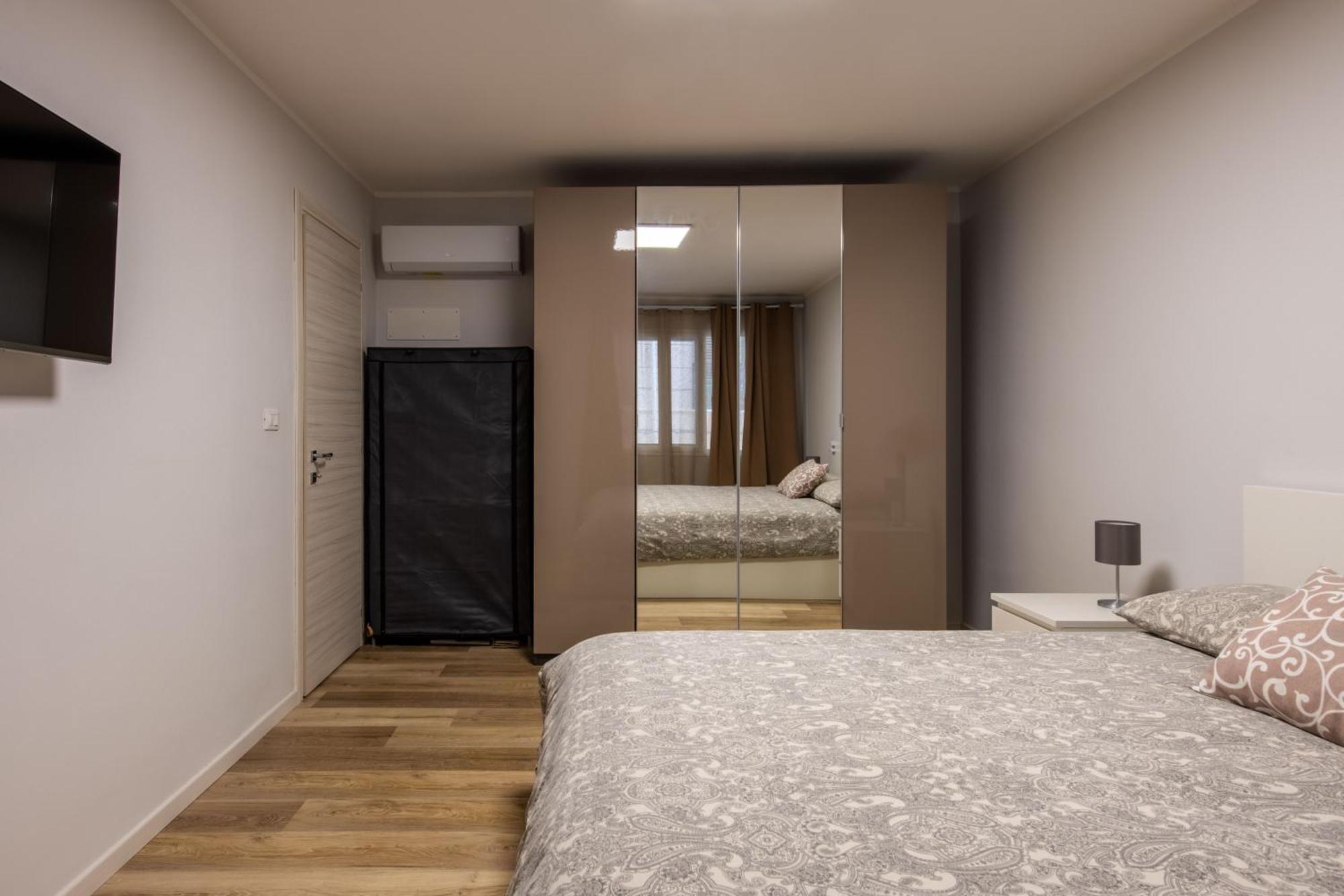 Villareale Flat - Center Free Parking Apartamento