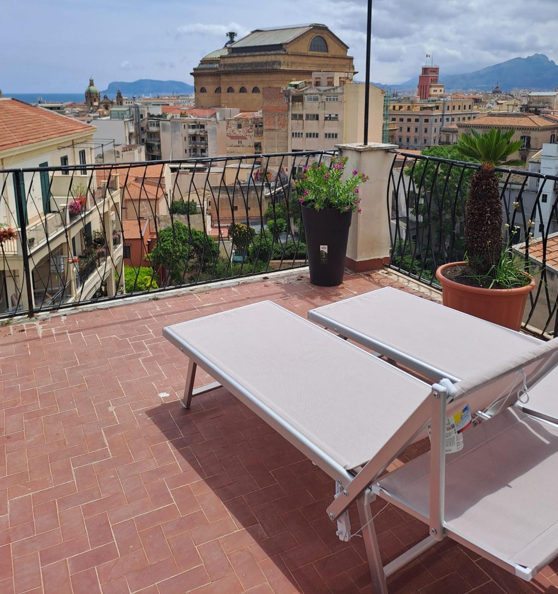 Residenza Paola * Palermo