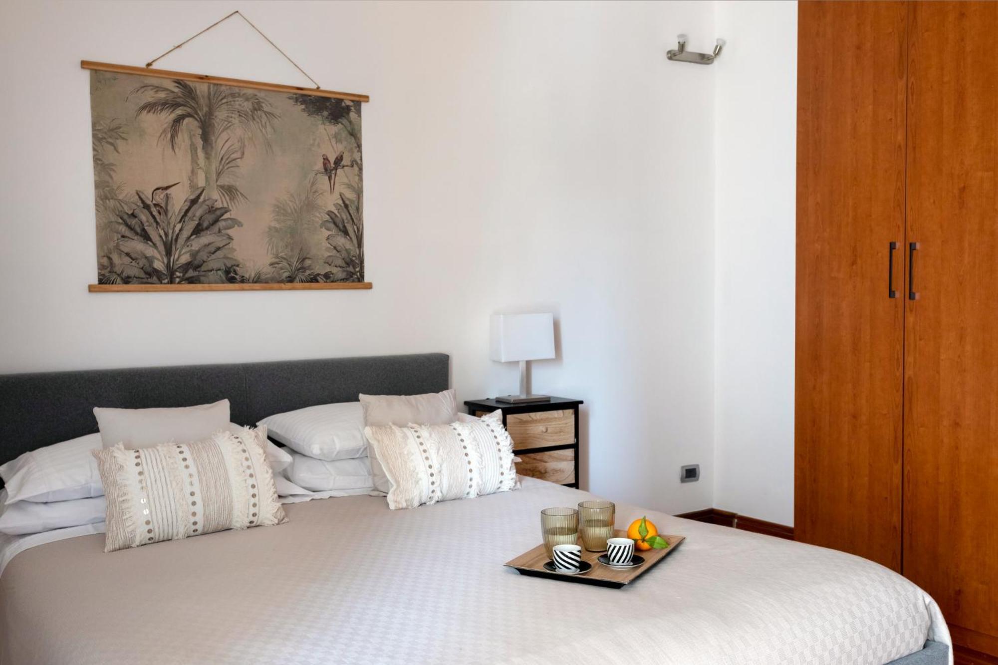 Vicolo Paterno Apartment *