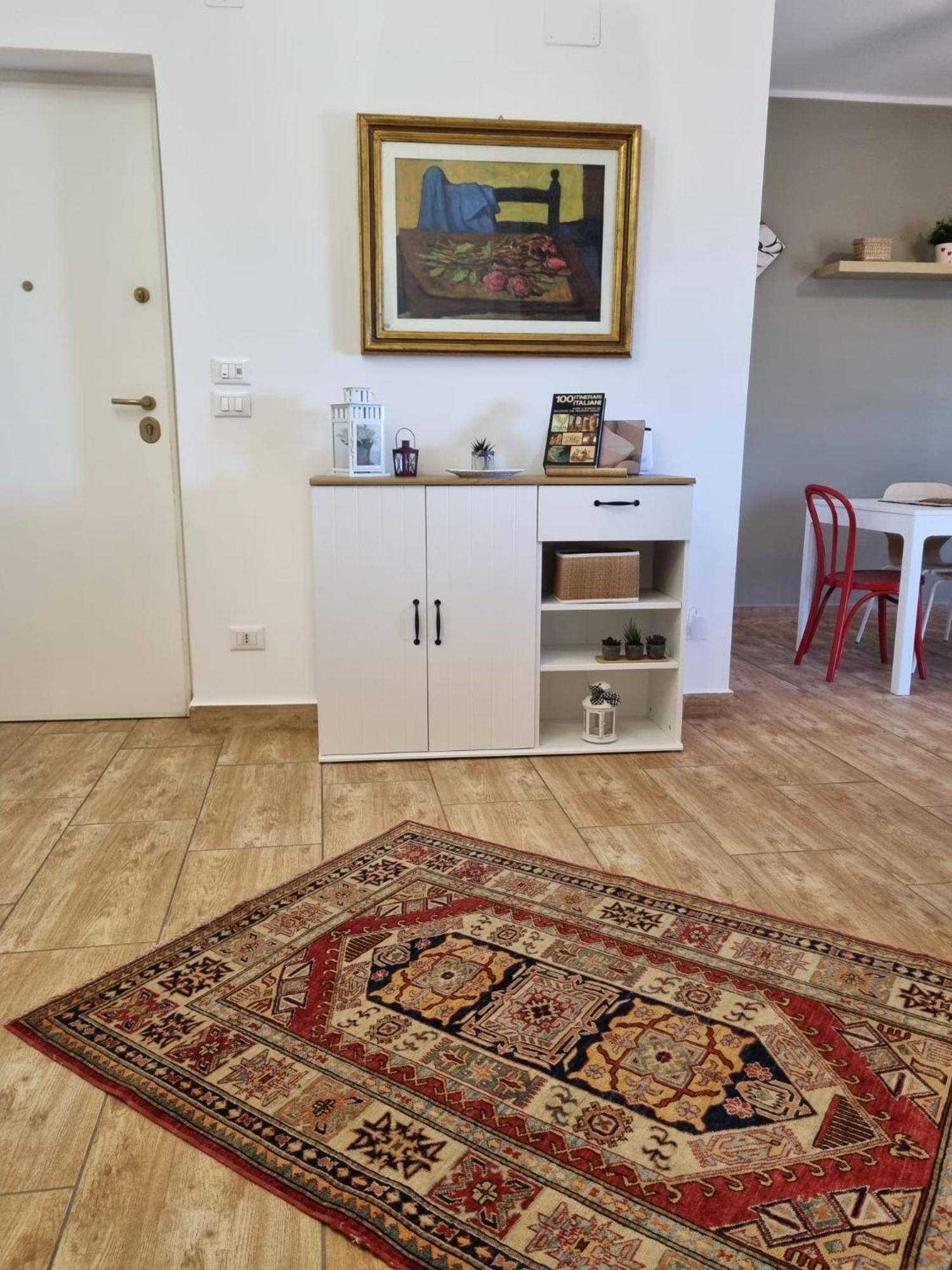 House & Free Parking By Perry-holiday Apartment Palermo