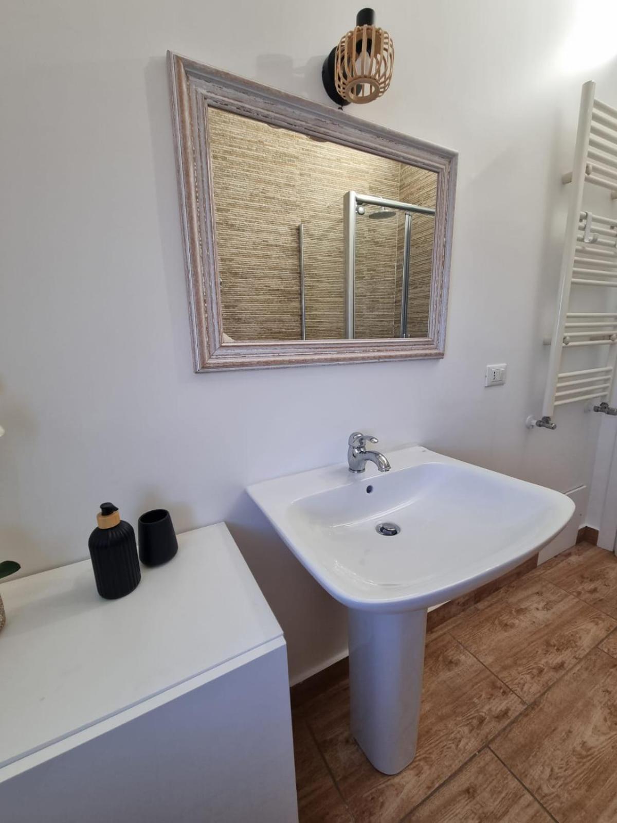 Apartment House & Free Parking By Perry-holiday Palermo