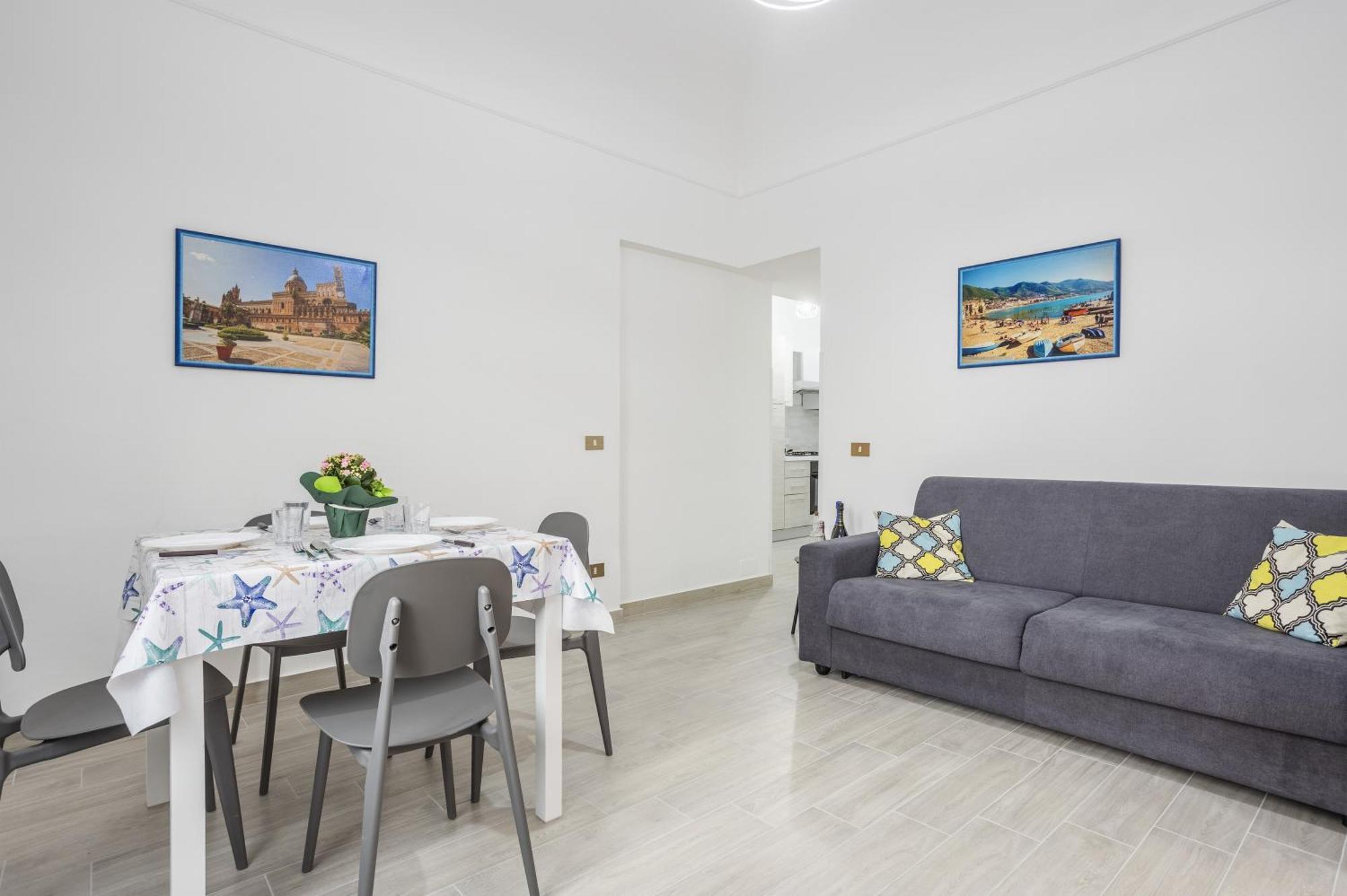 Romagnolo Beach Holiday home *