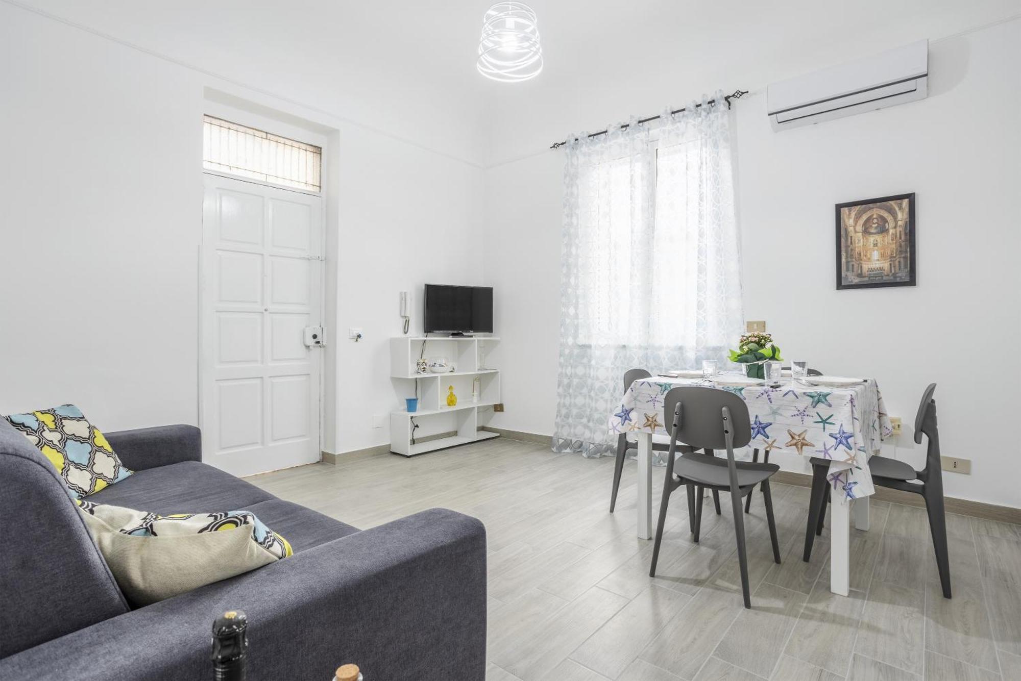 Romagnolo Beach Holiday home