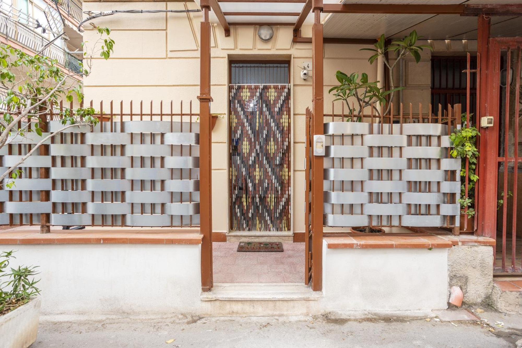 Romagnolo Beach Holiday home Palermo