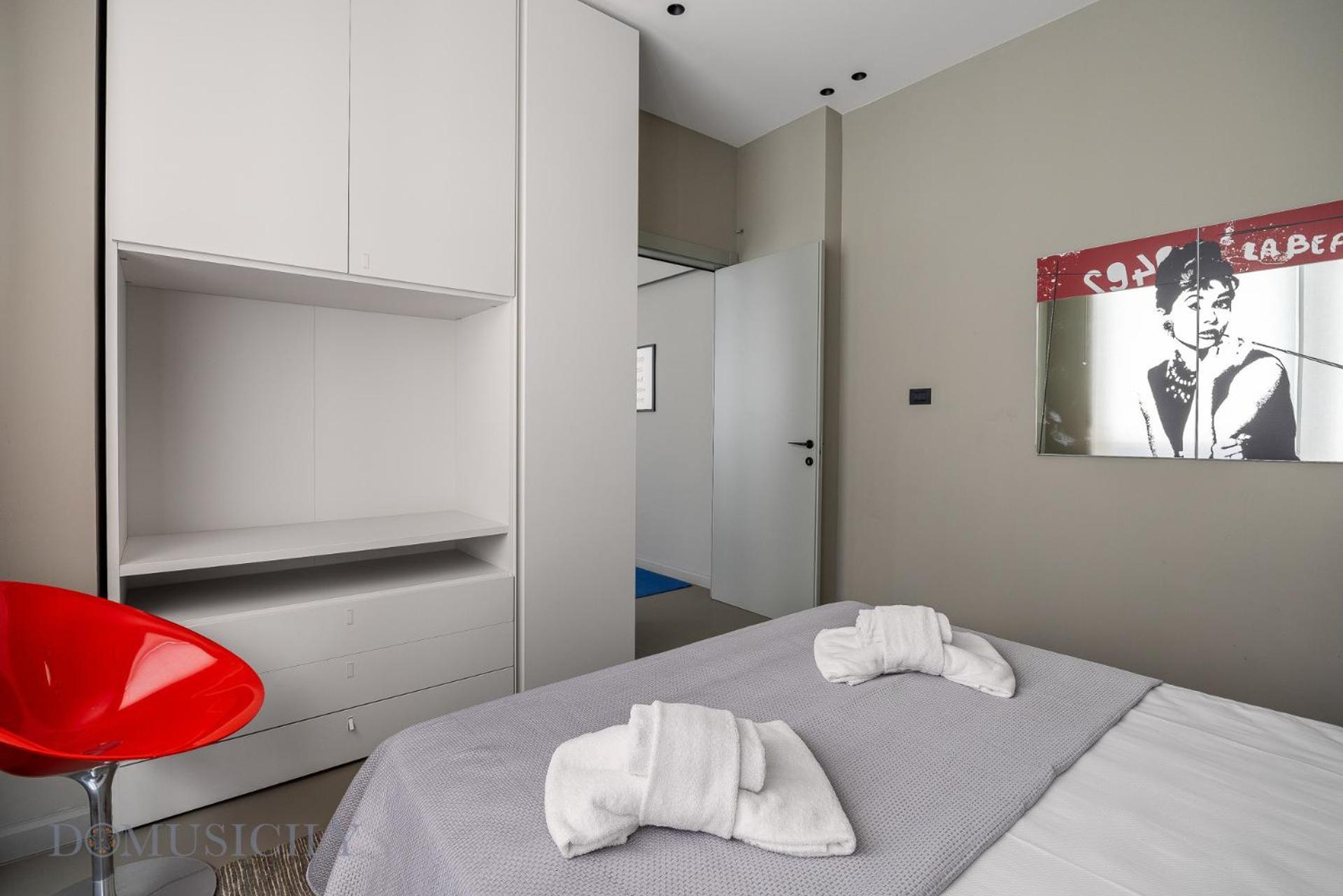 Ungheria Terrace By Domusicily Apartment