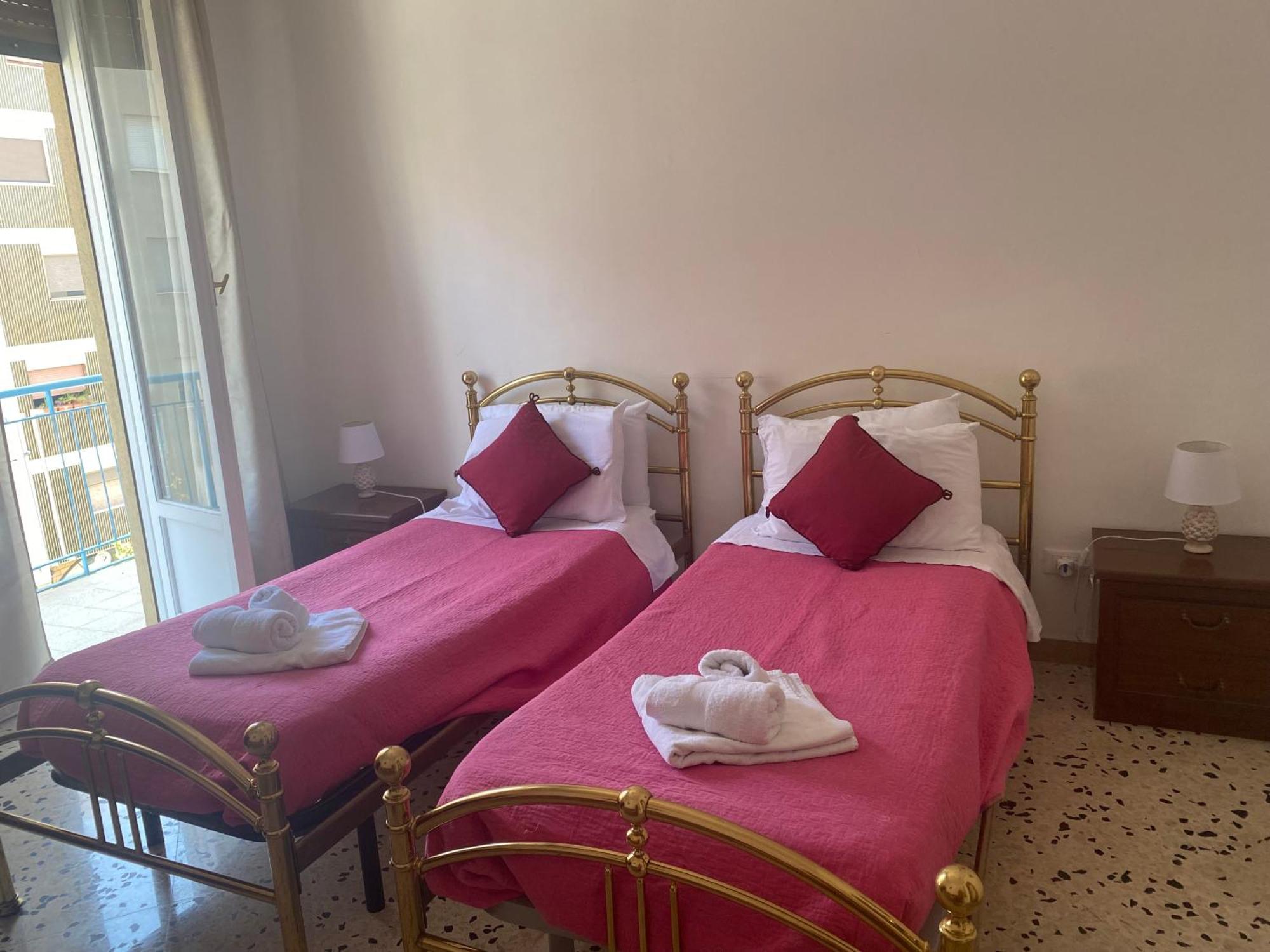 Serradifalco Cozy House Di Enza E Luigi Apartment Palermo
