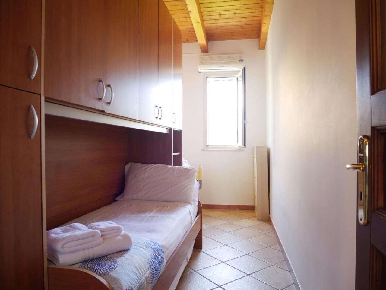 Casa Del Pescatore - Fronte Mare Di Mondello - By Rentalbeb Italy- Apartment *