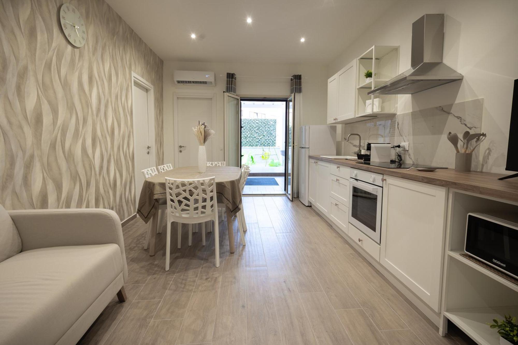 Ludo House - Charming Con Patio A Due Passi Dalla Cattedrale Apartment Palermo
