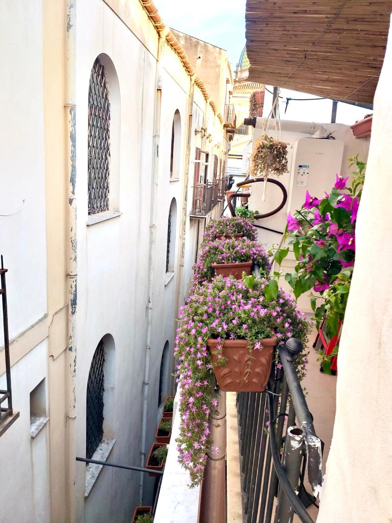 Apartment Dream Penthouse Over Main Square Palermo