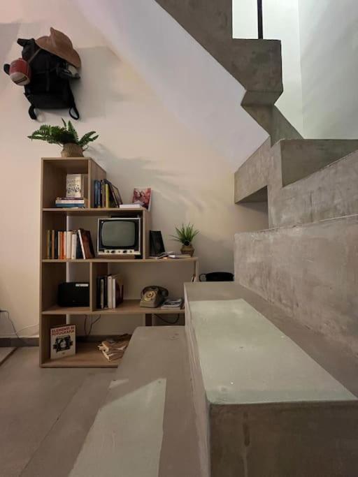 Backpackers House - Ballaro Apartment