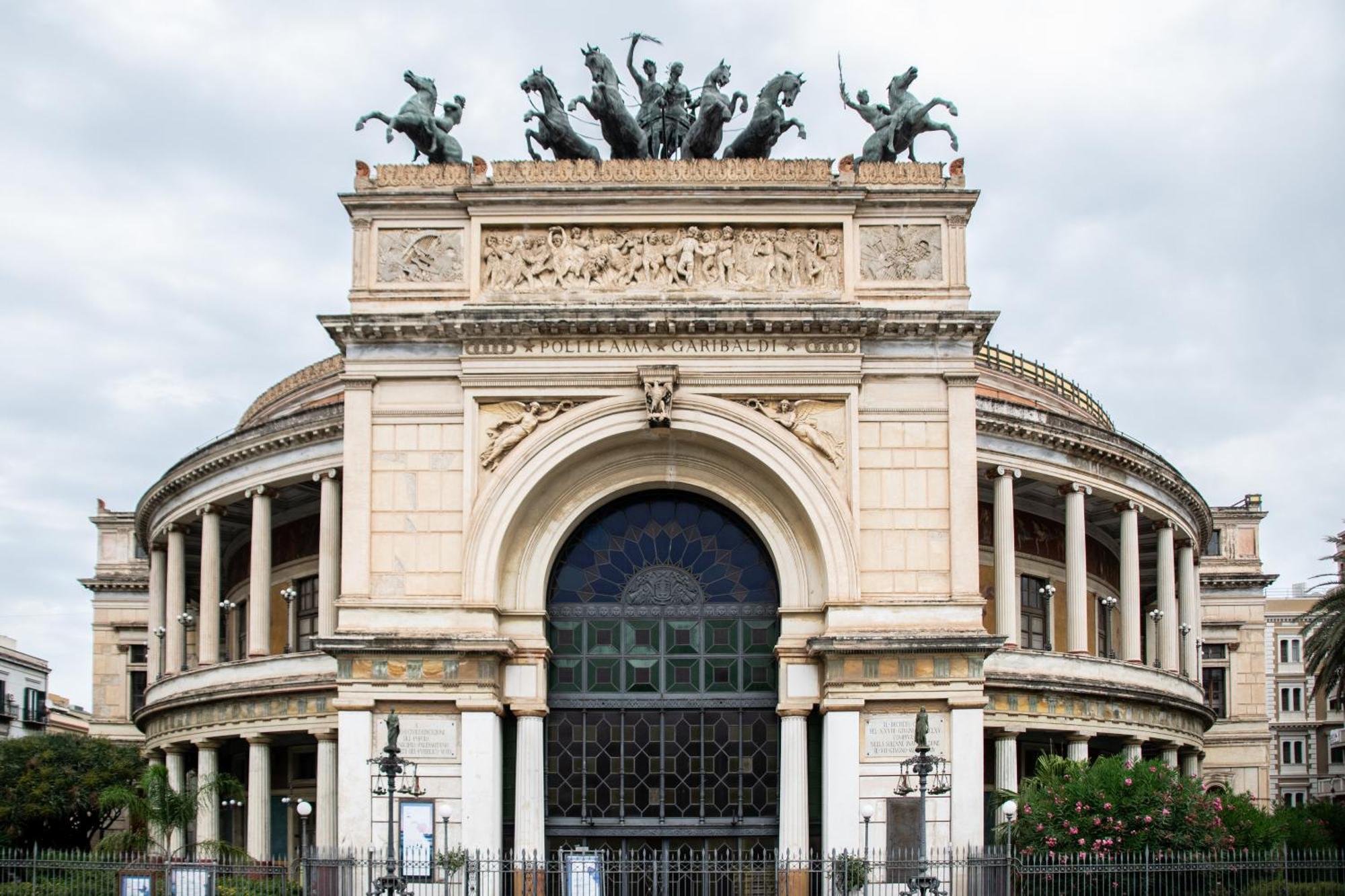 Politeama Crystal Palermo