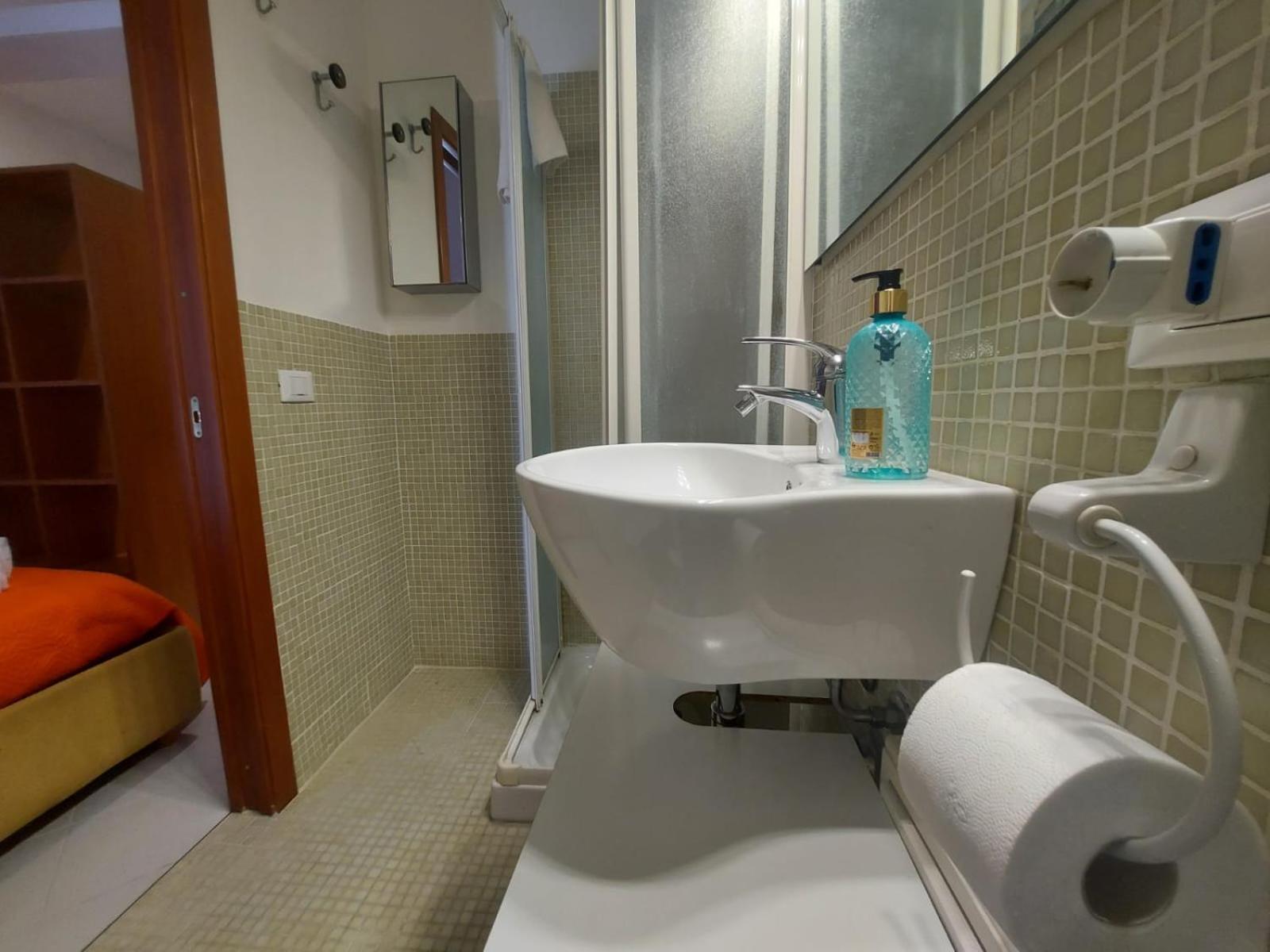 Flat In Front Of Teather Massimo Apartment *