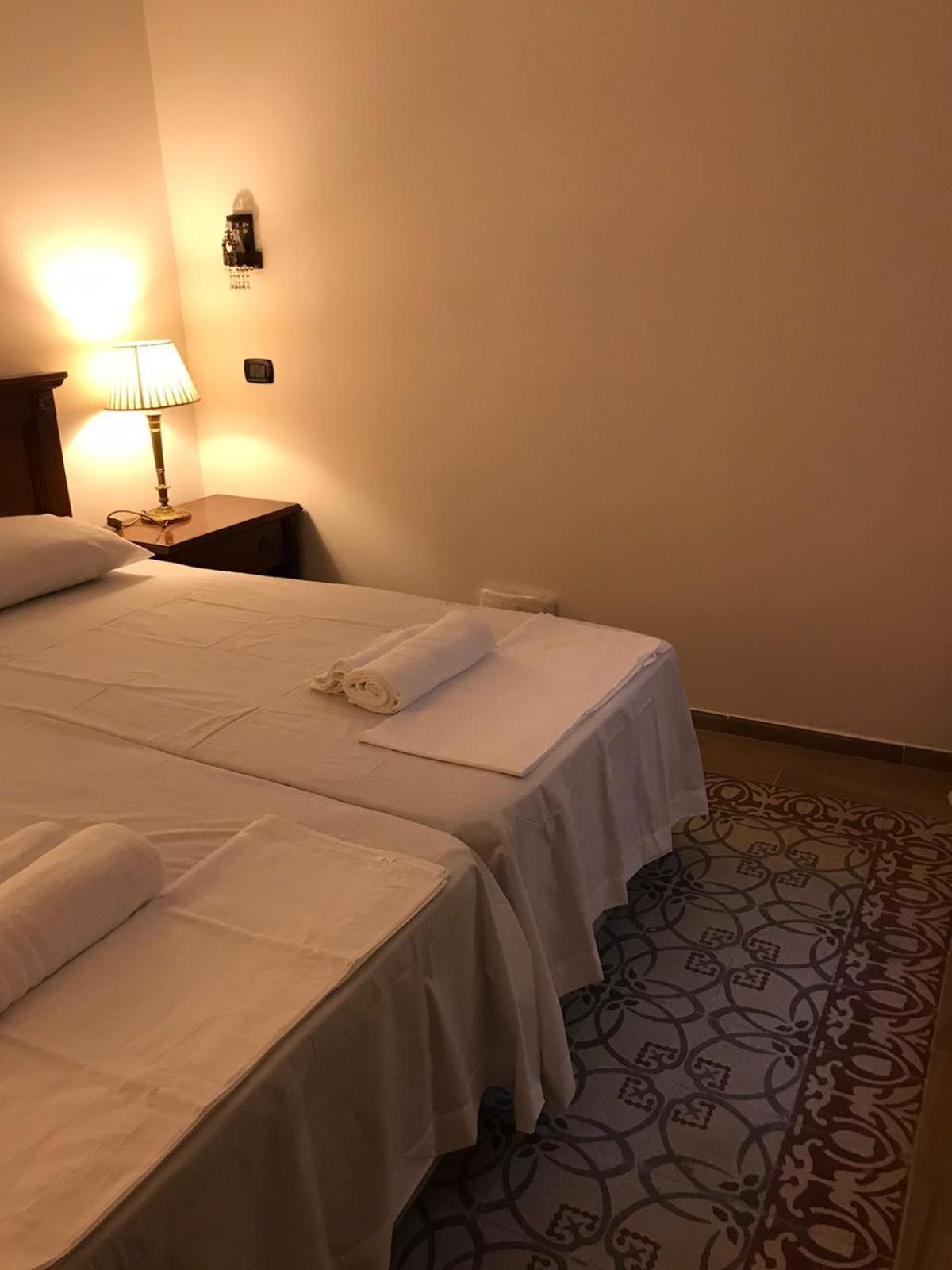 Casa Rosa Hotel *