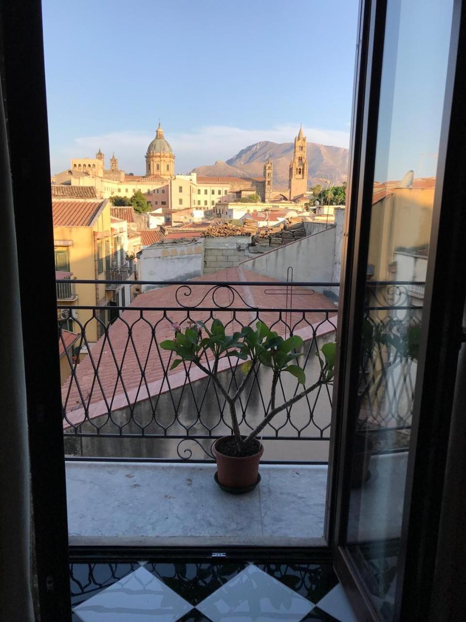 Casa Rosa Hotel