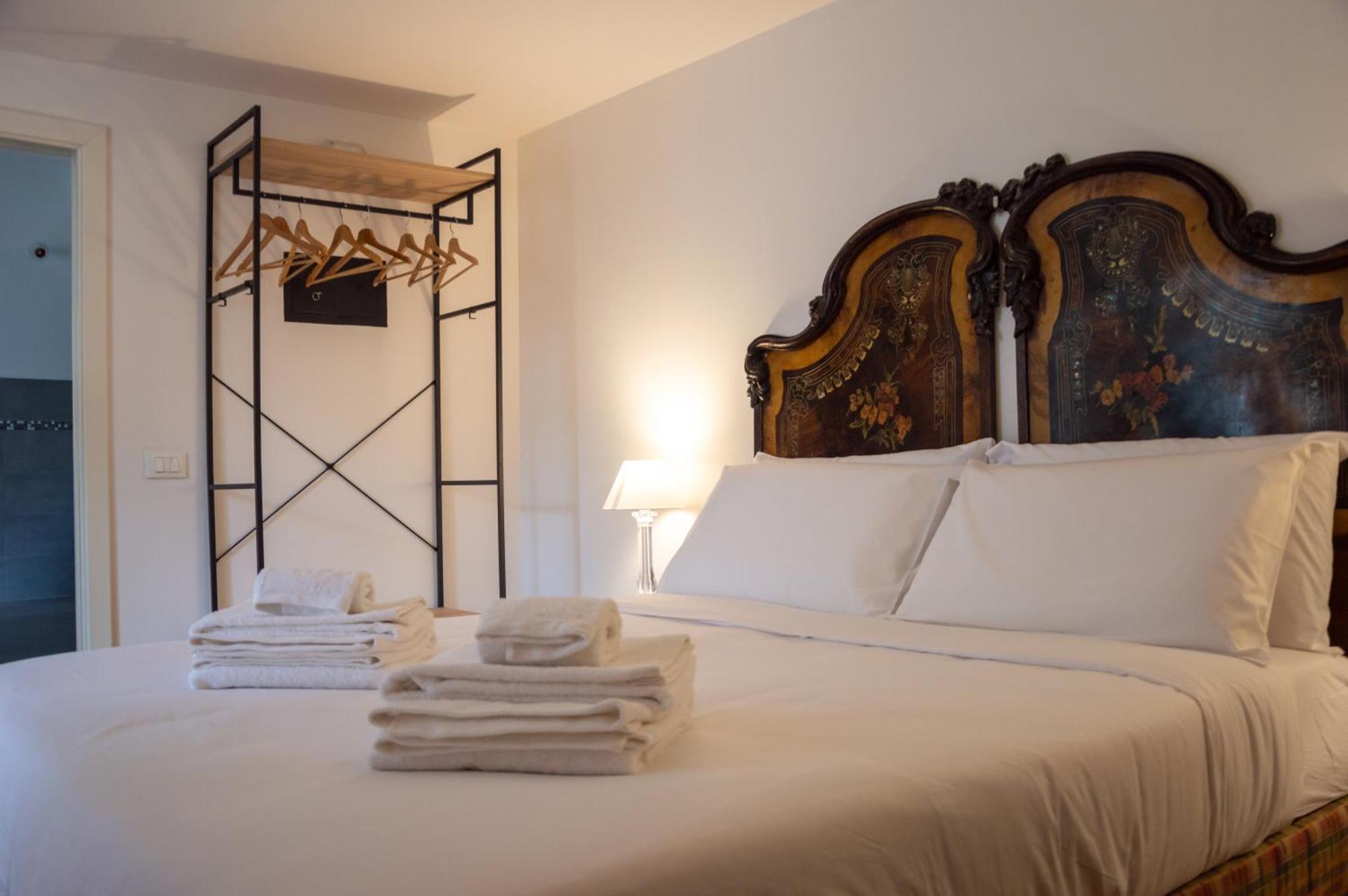 Vittorio Emanuele Apartment