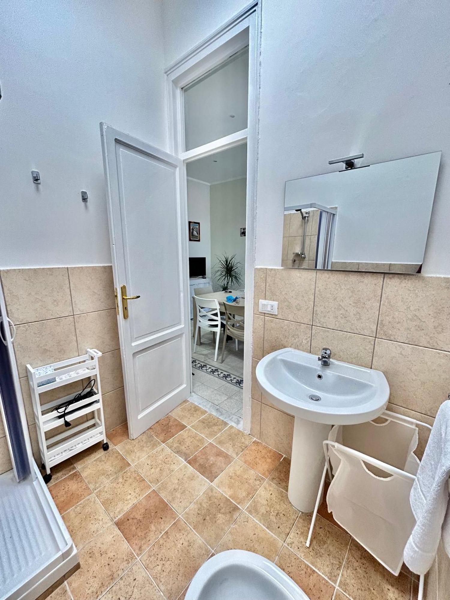 Casa Esteru -centro Storico Di Palermo- Apartment