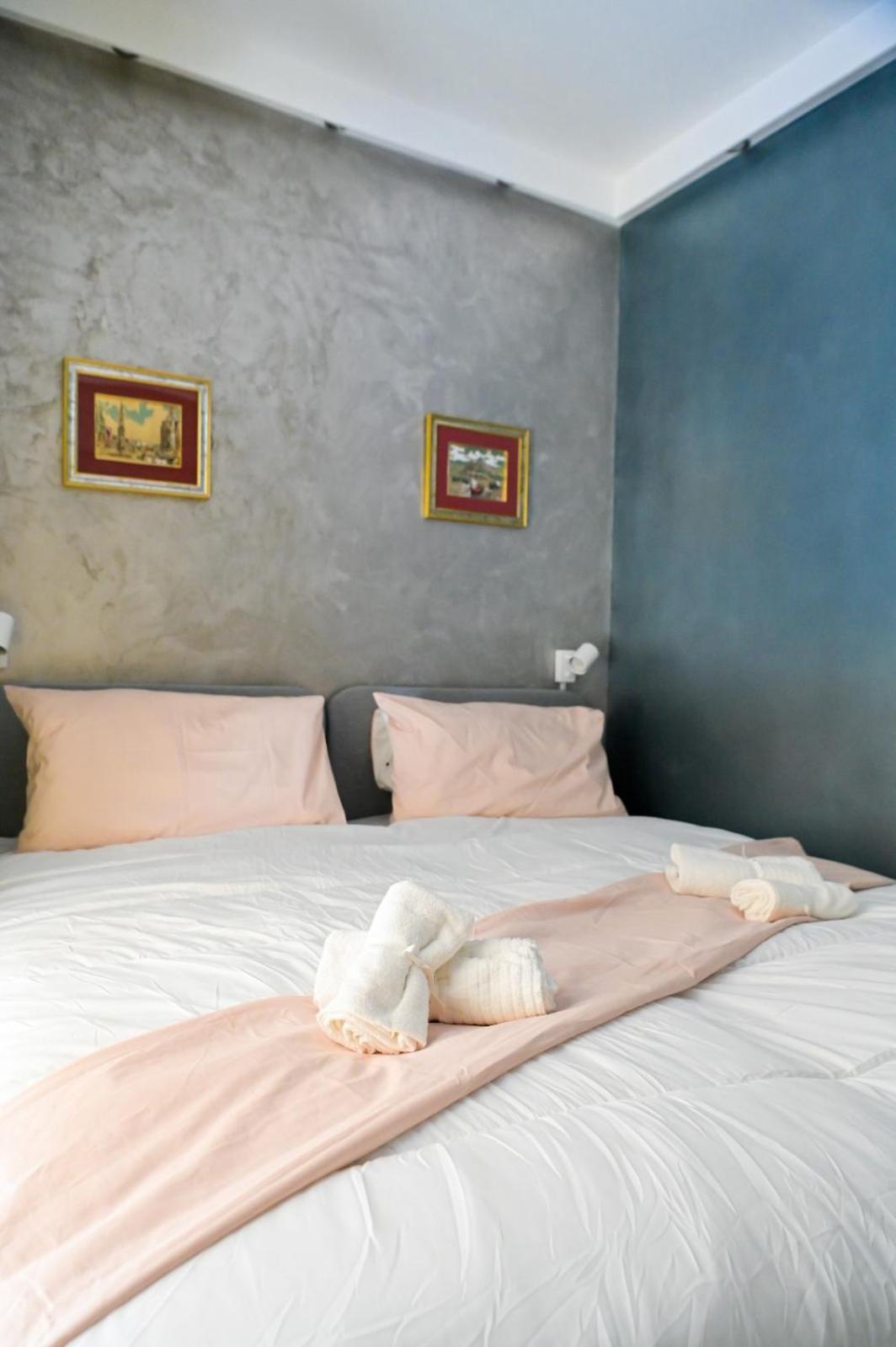 Modern Center Apartment Palermo