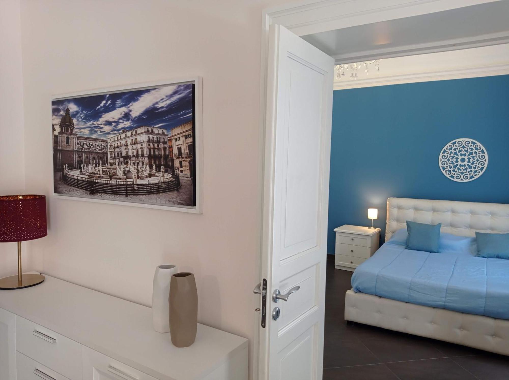 Apartment Essenze Di Sicilia Cavour In Centro Palermo