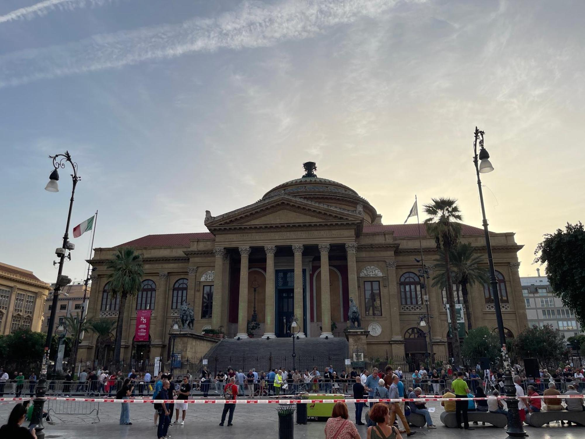 La Giostra Del Massimo * Palermo