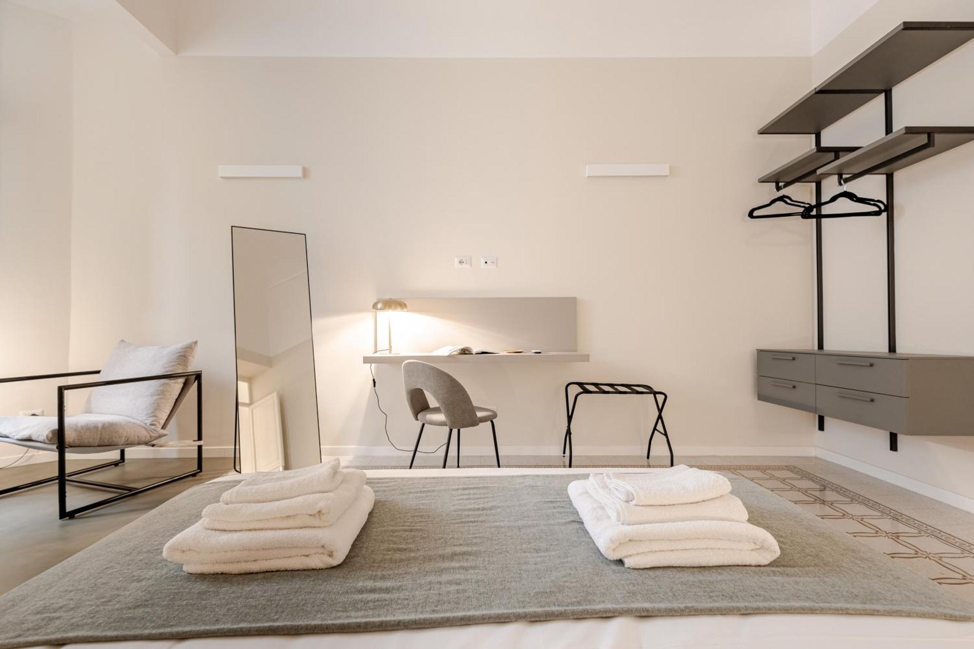 Zahir Apartment *