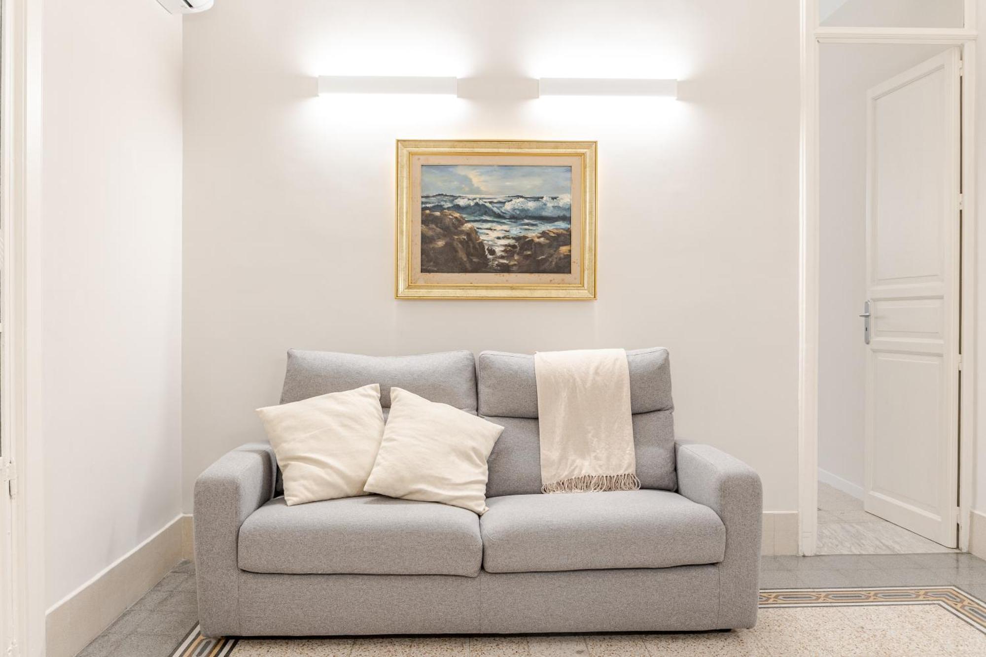 Zahir Apartment