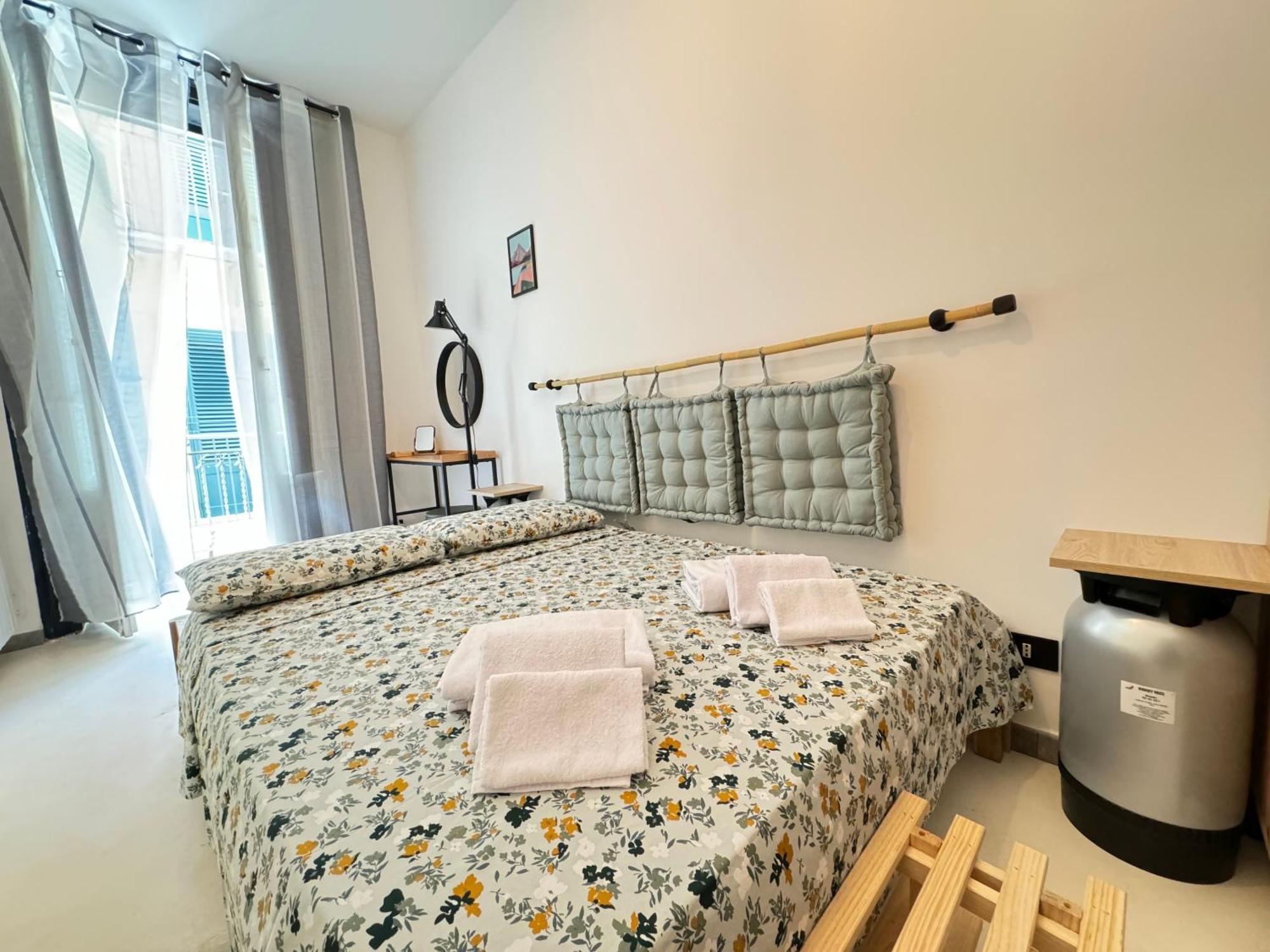 Backpackers House - Ballaro Apartment *