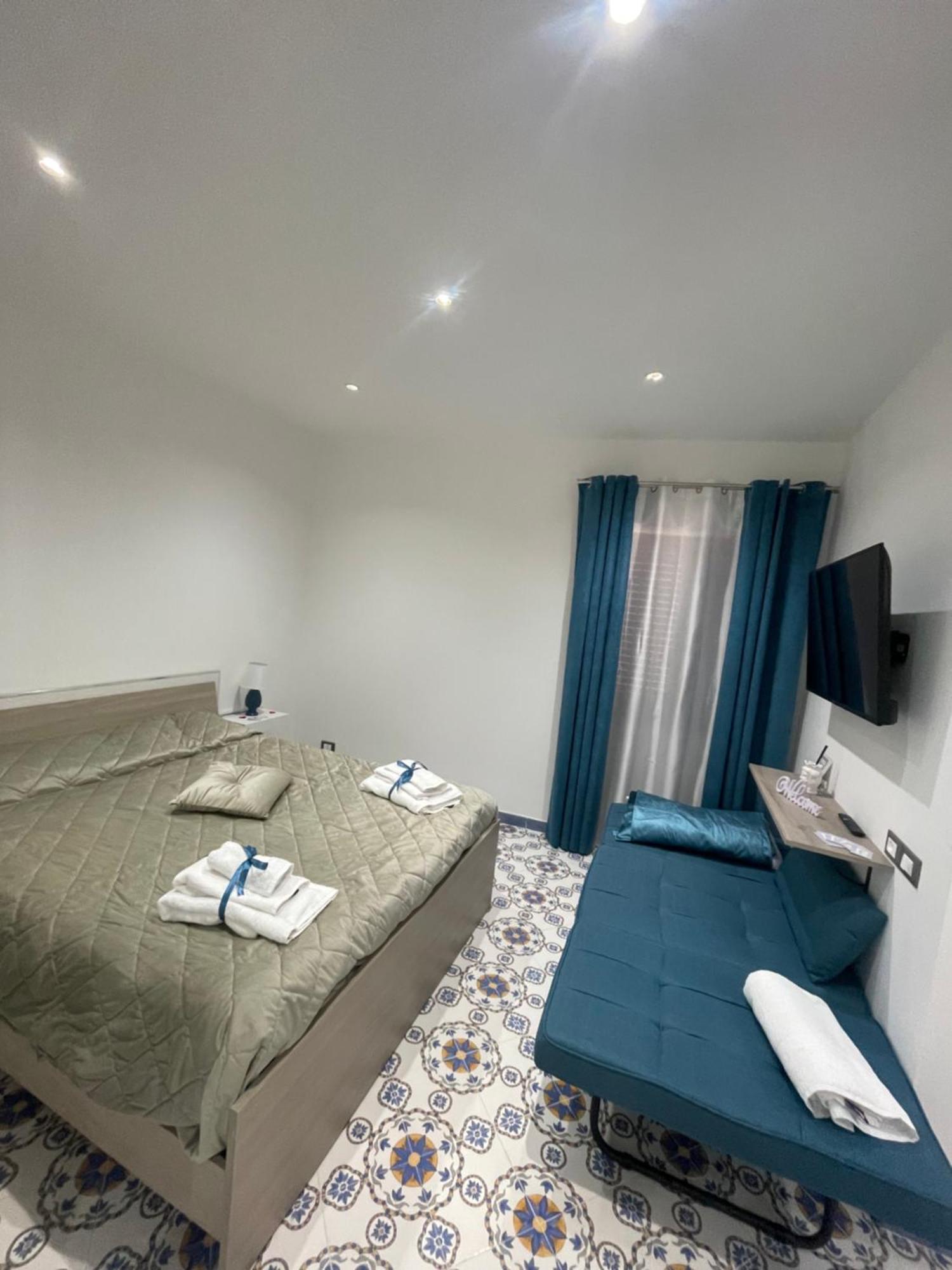 Mini Ballaro Apartment