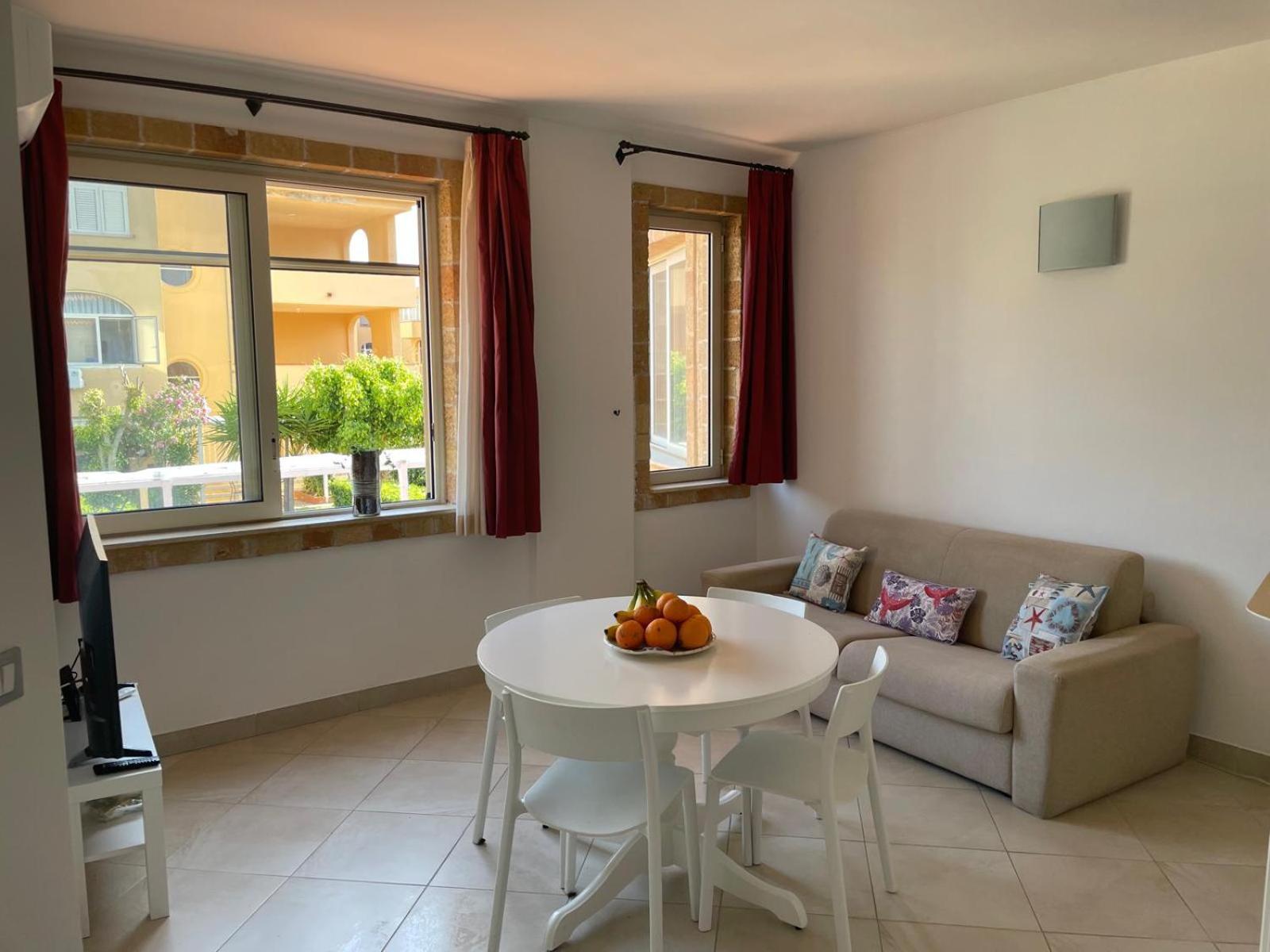 Athena Mondello Apartamento *