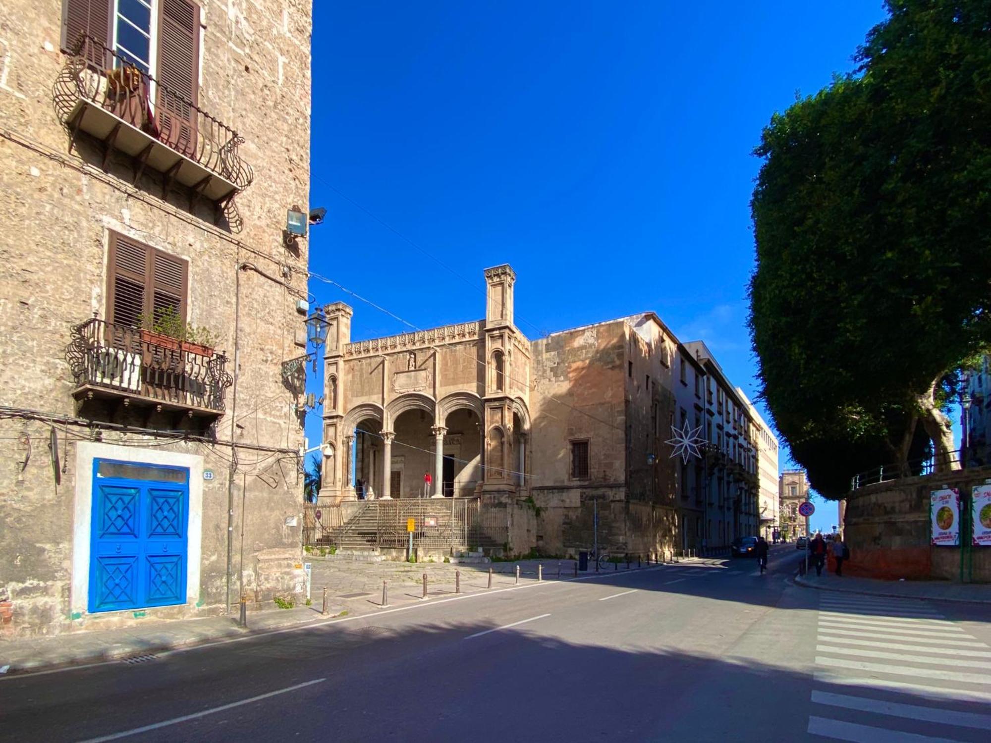 La Giostra Del Massimo * Palermo