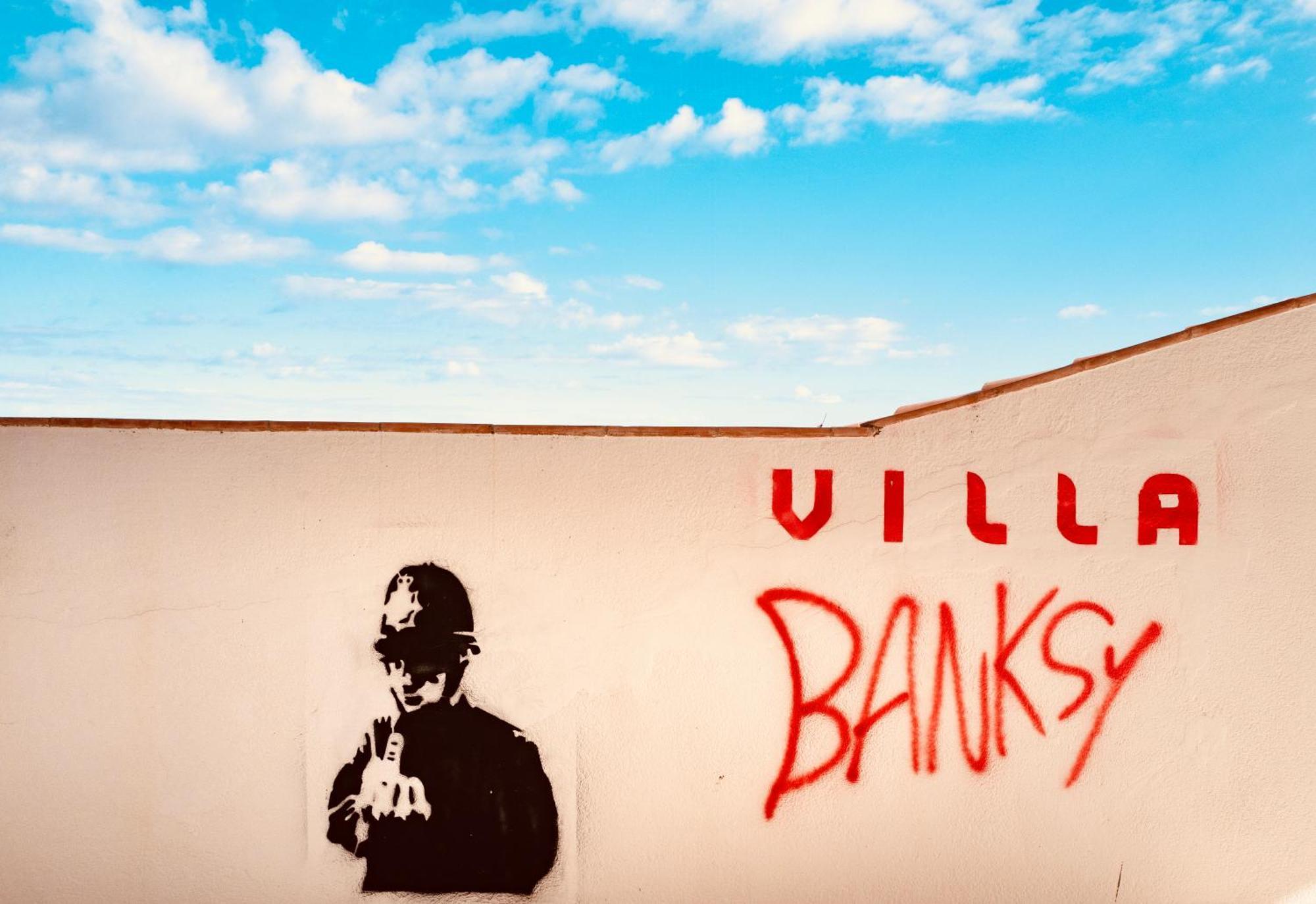 Banksy Addaura Mondello Appartamento Palermo